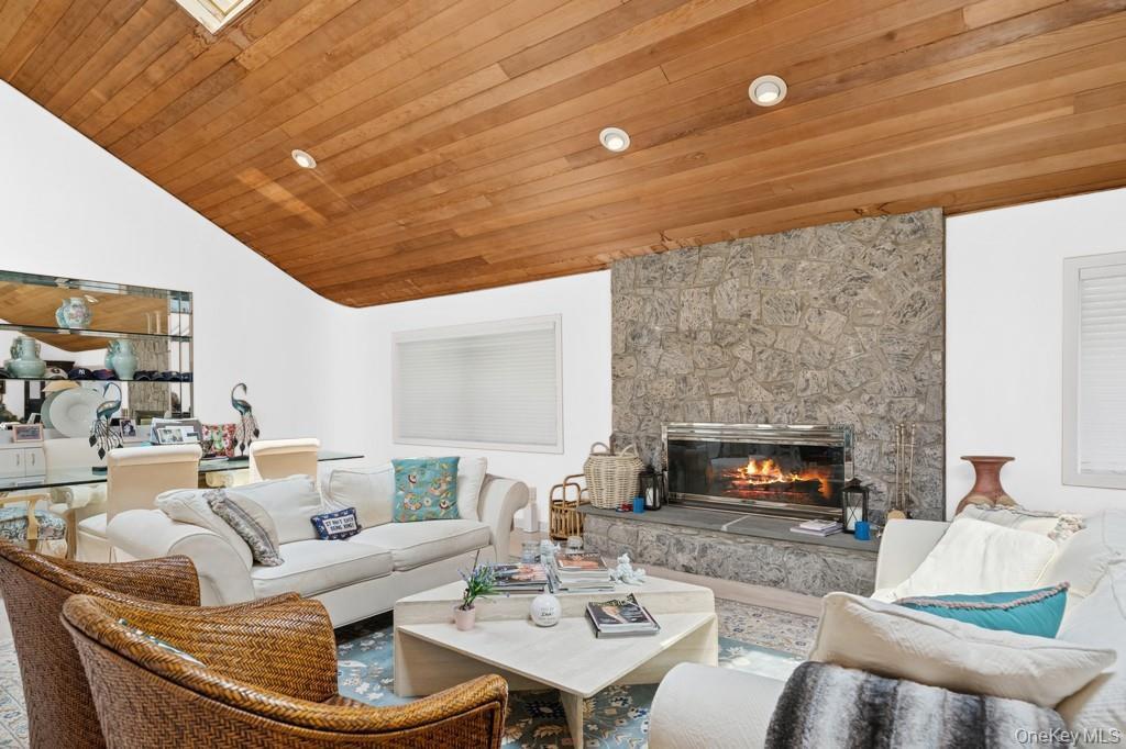 Single Family Hidden Cove  Suffolk County, NY 11968, MLS-883327-8