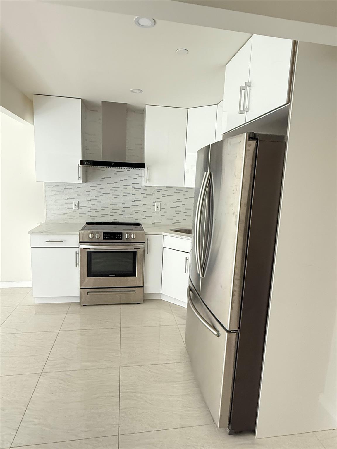 Condo 40th  Brooklyn, NY 11232, MLS-883332-3