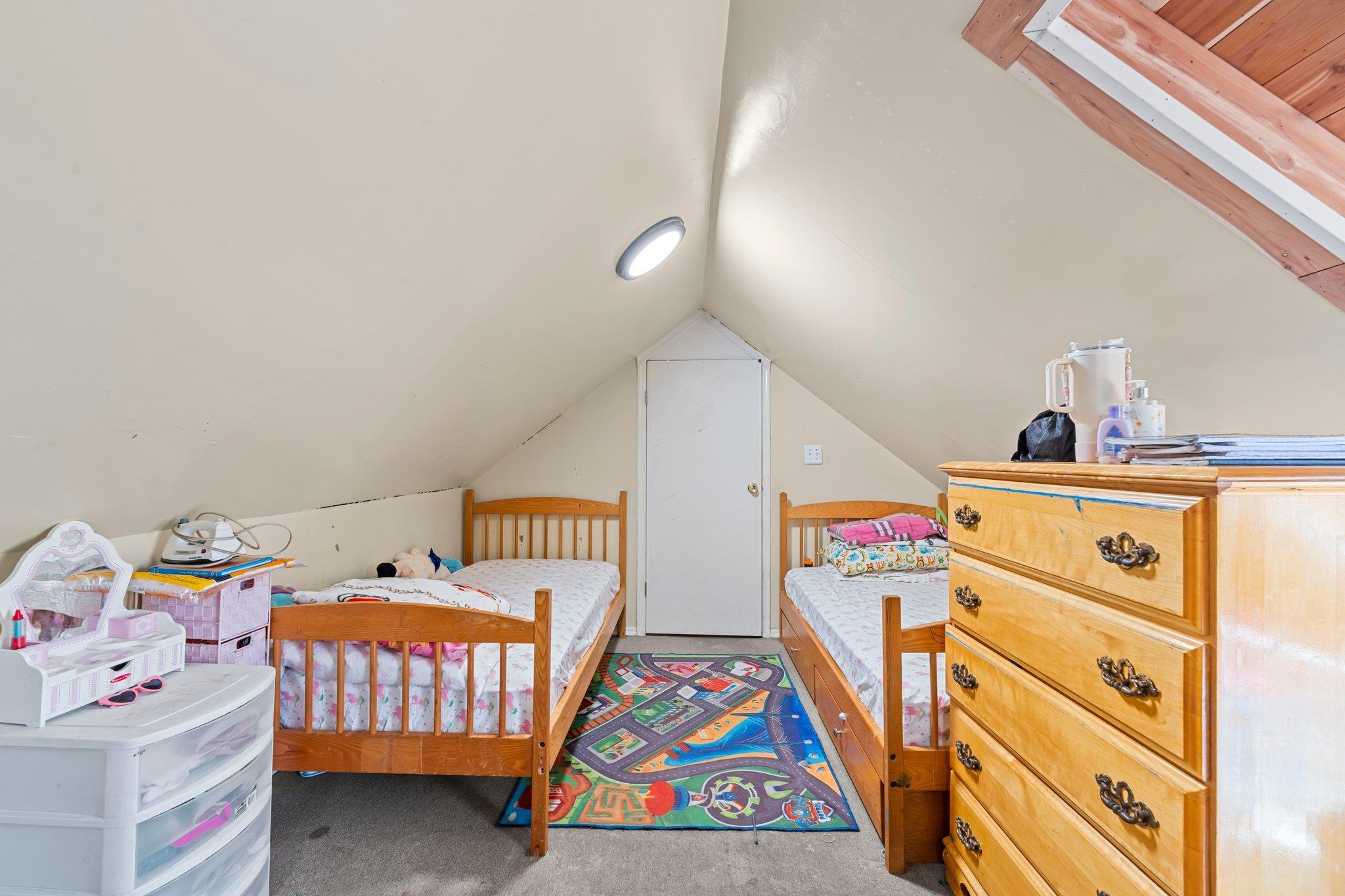 Single Family Kingsland  Bronx, NY 10469, MLS-883344-16