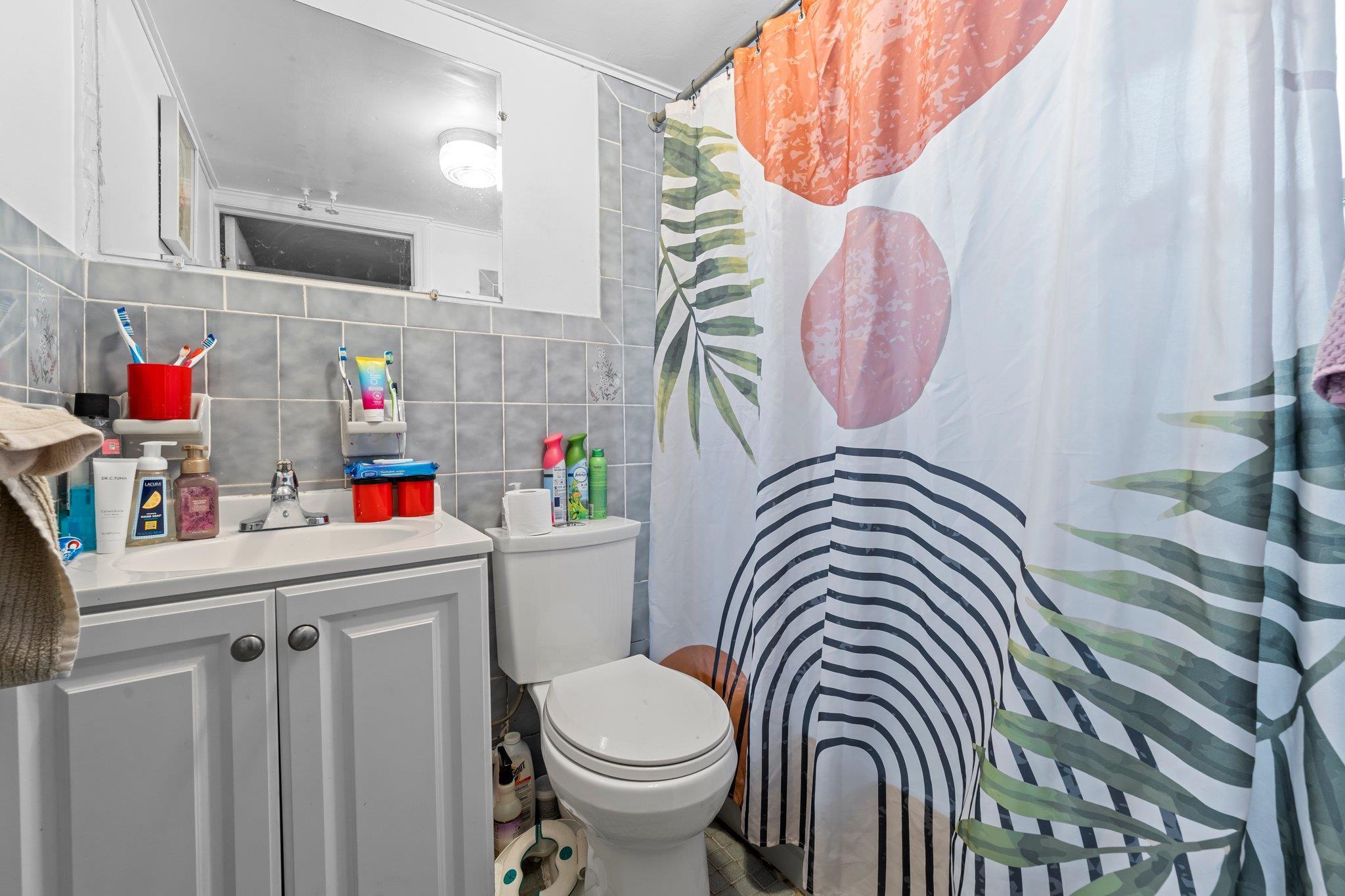 Single Family Kingsland  Bronx, NY 10469, MLS-883344-18