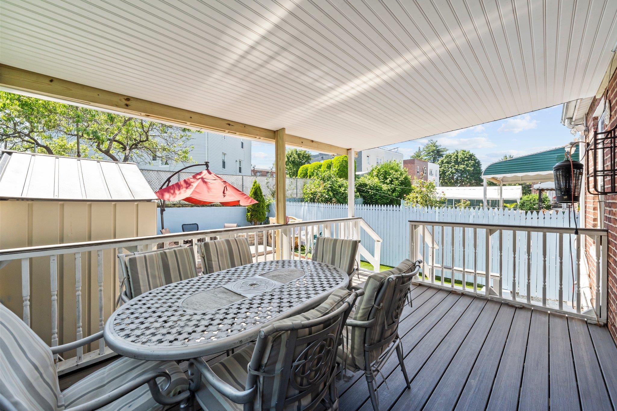 Single Family Kingsland  Bronx, NY 10469, MLS-883344-20