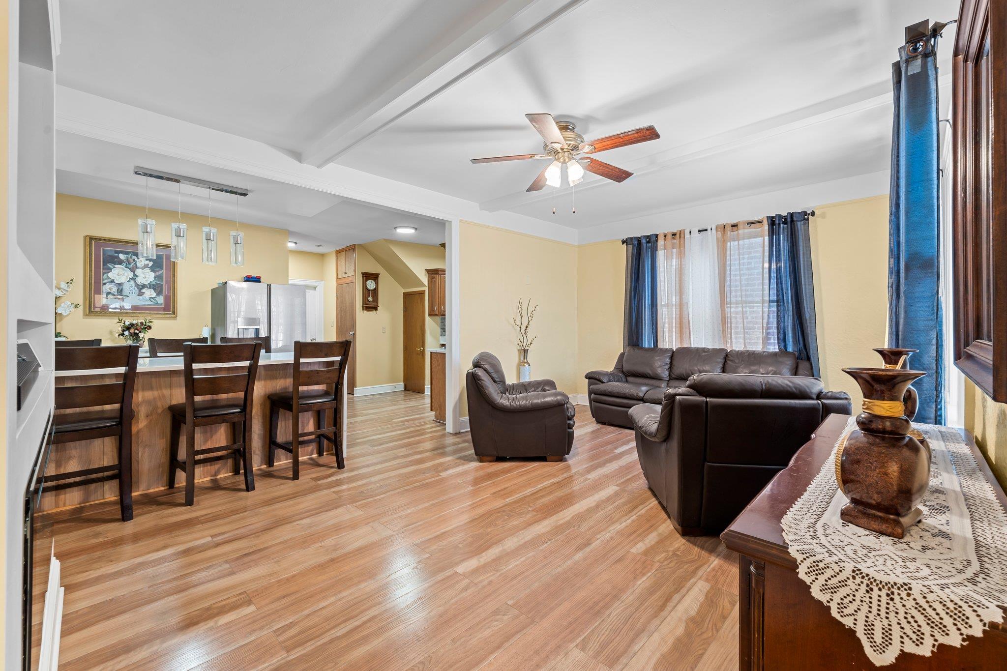 Single Family Kingsland  Bronx, NY 10469, MLS-883344-3