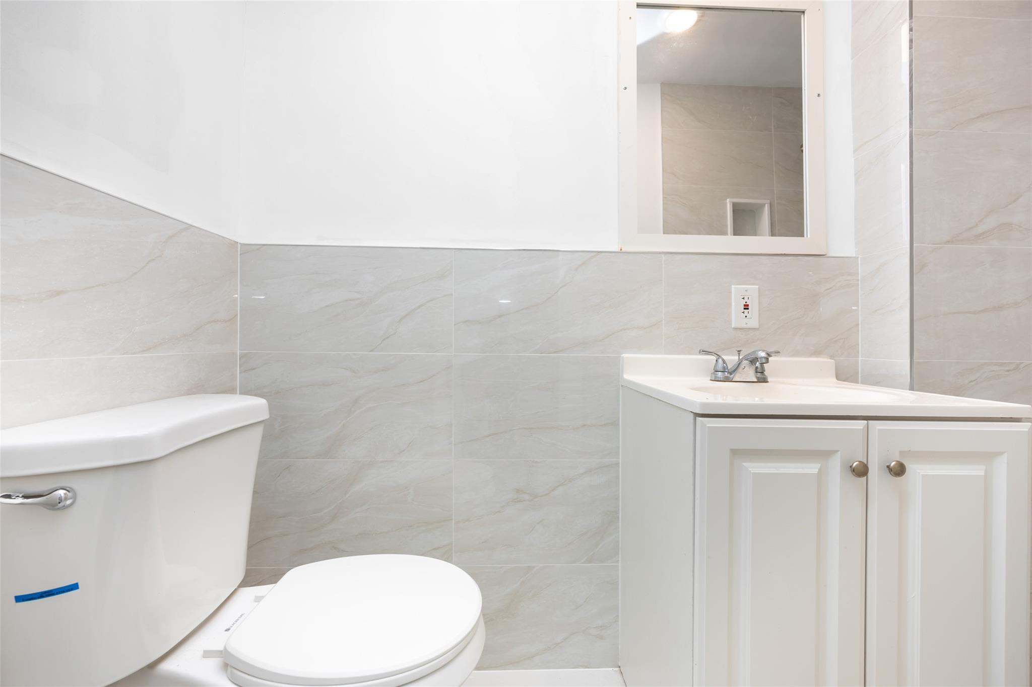 Single Family 88th Street  Queens, NY 11421, MLS-883354-8