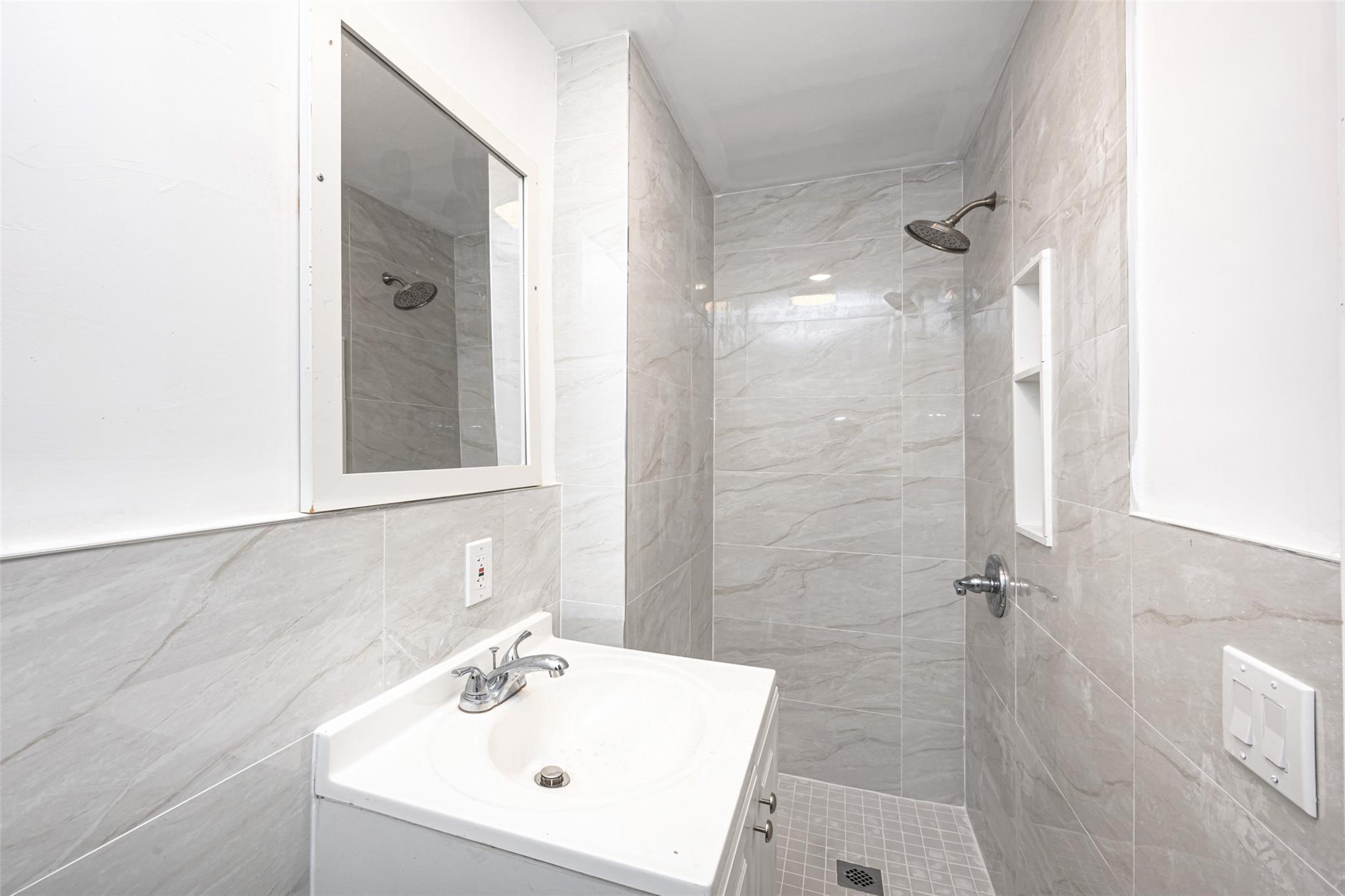 Single Family 88th Street  Queens, NY 11421, MLS-883354-9