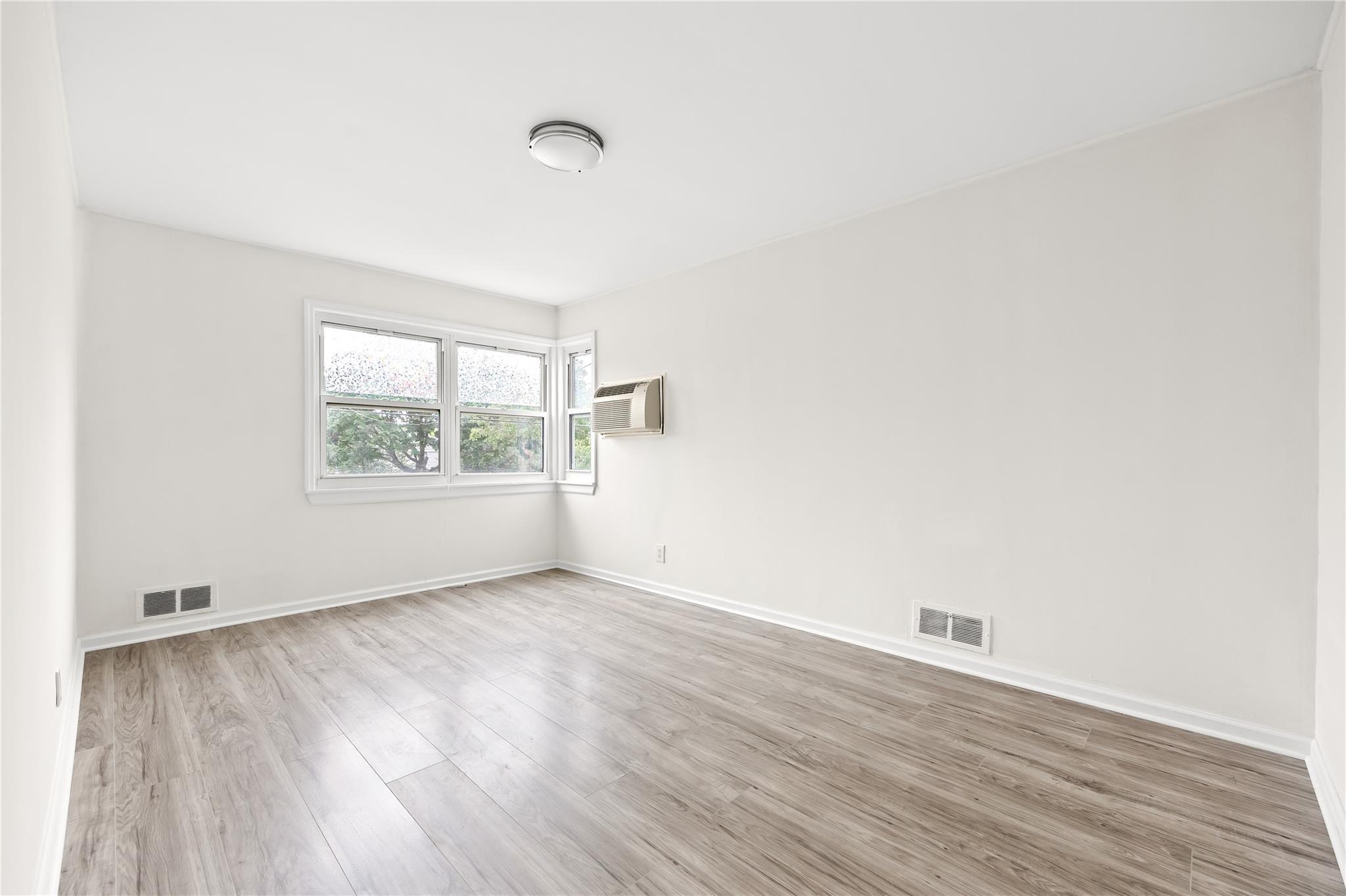 Single Family Bell  Queens, NY 11364, MLS-883365-15