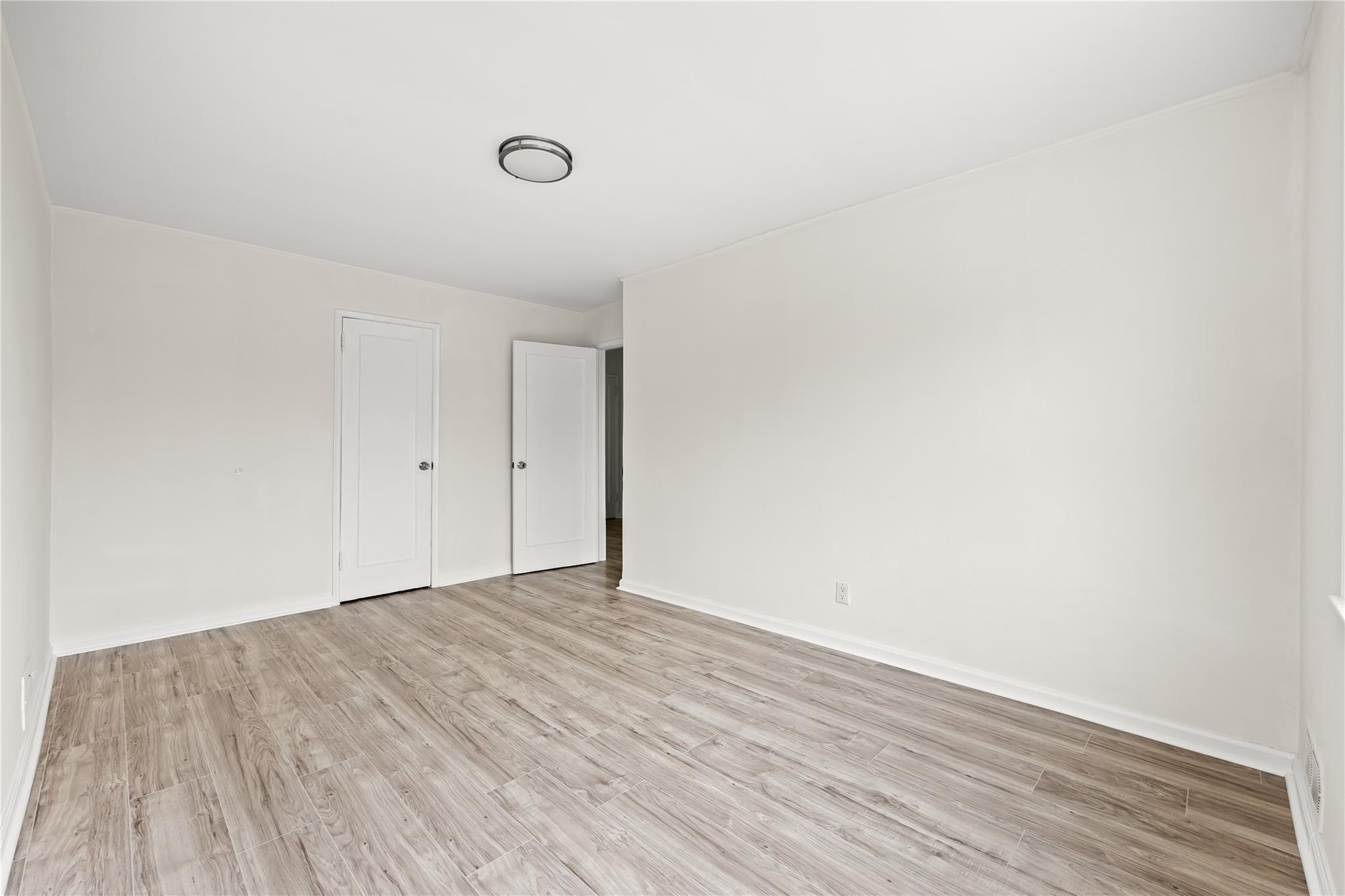 Single Family Bell  Queens, NY 11364, MLS-883365-16