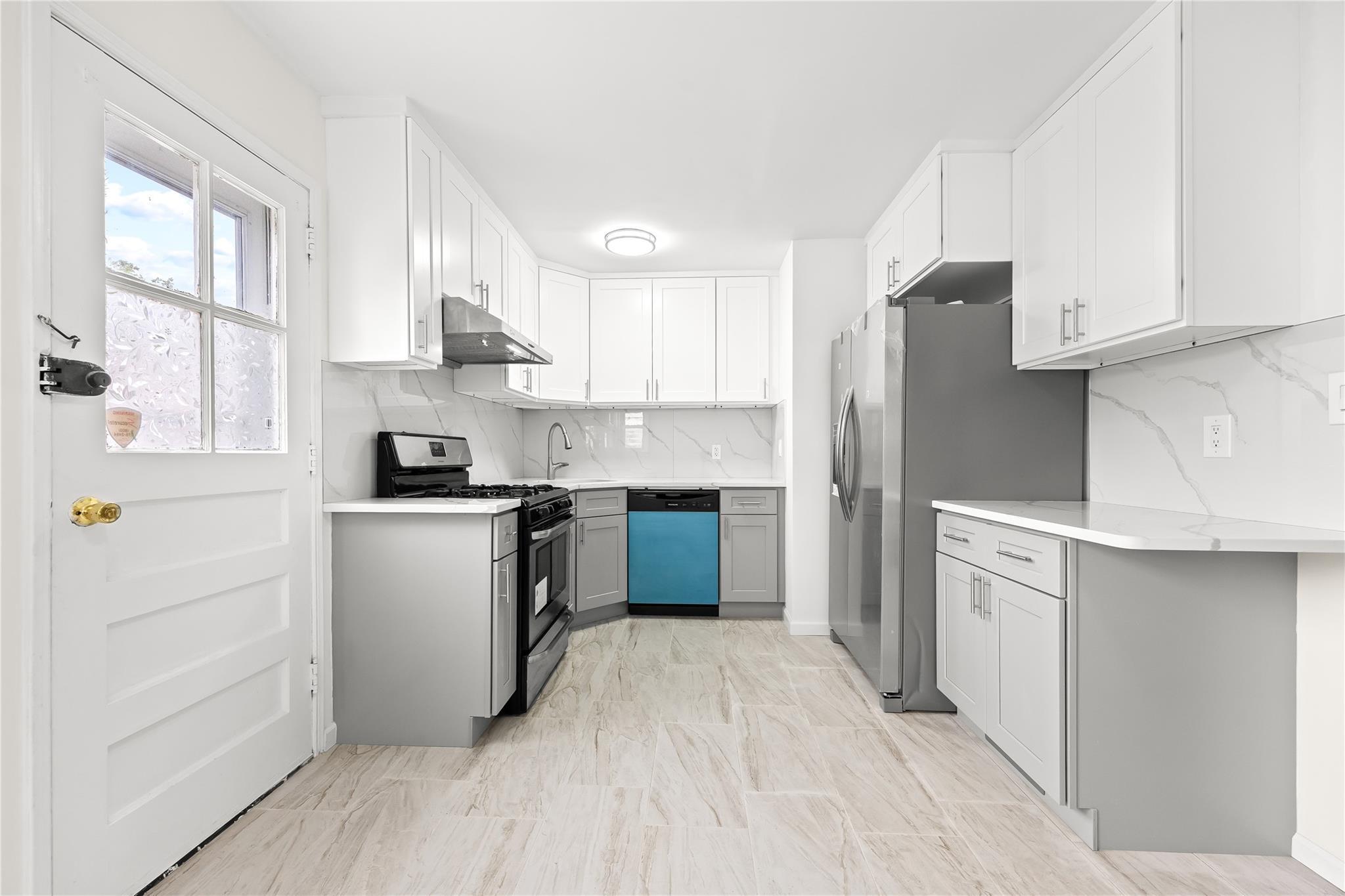 Single Family Bell  Queens, NY 11364, MLS-883365-6