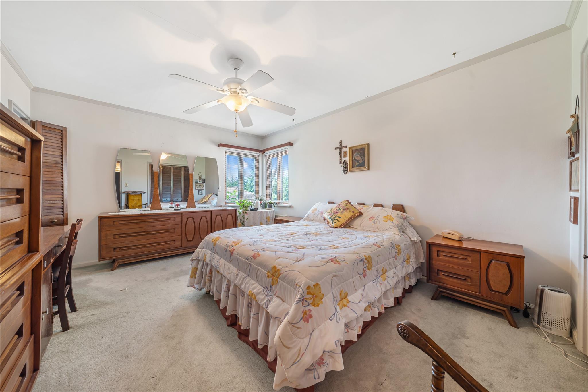 Single Family Powells Cove  Queens, NY 11357, MLS-883366-12