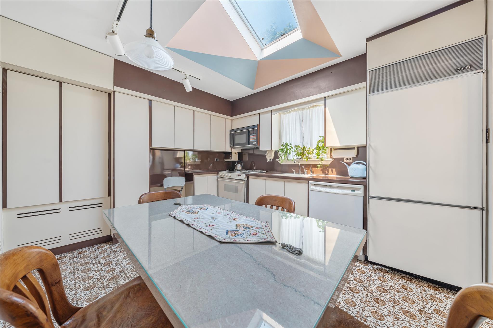 Single Family Powells Cove  Queens, NY 11357, MLS-883366-8
