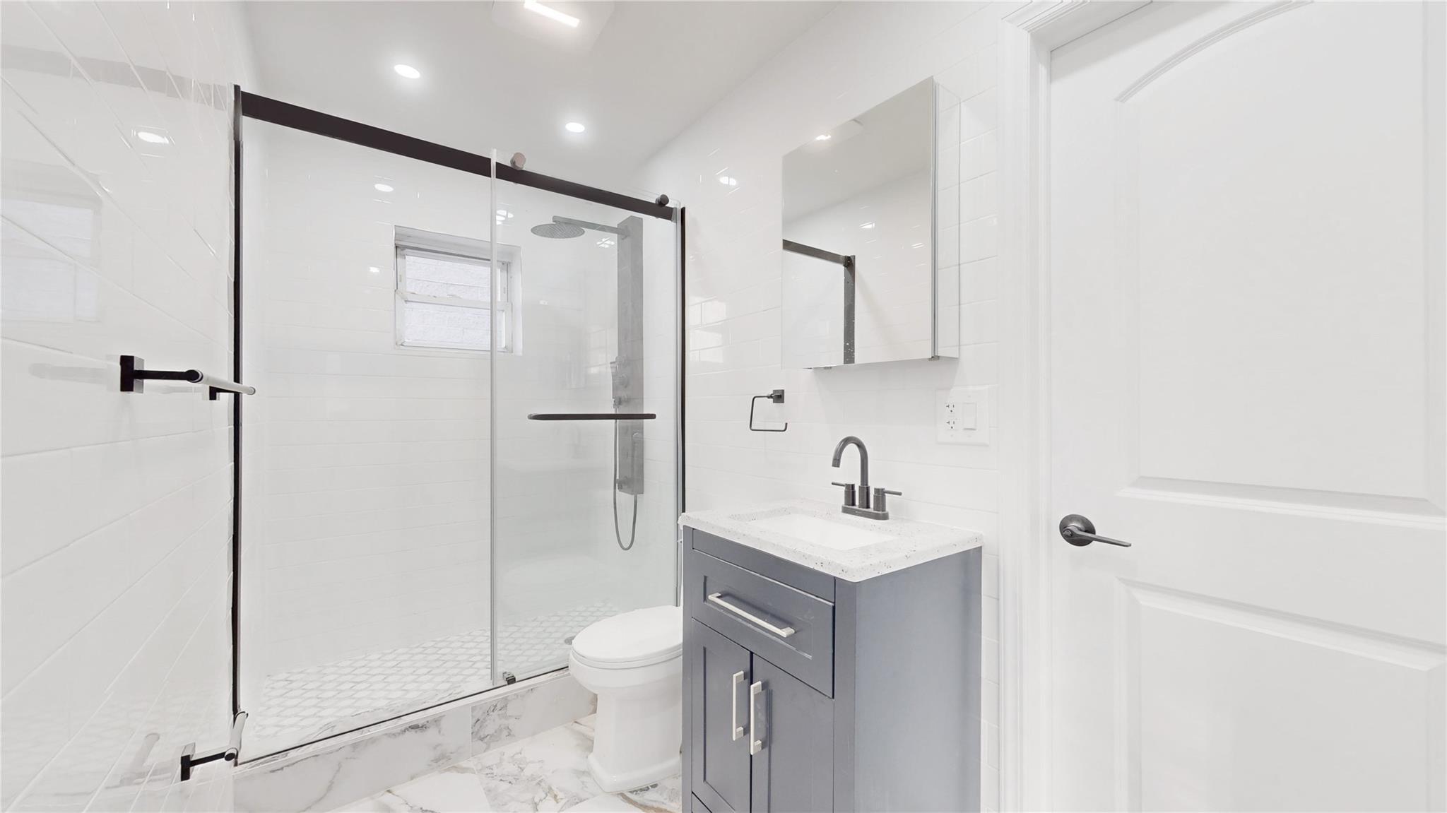 Single Family Beach 86th  Queens, NY 11693, MLS-883404-16