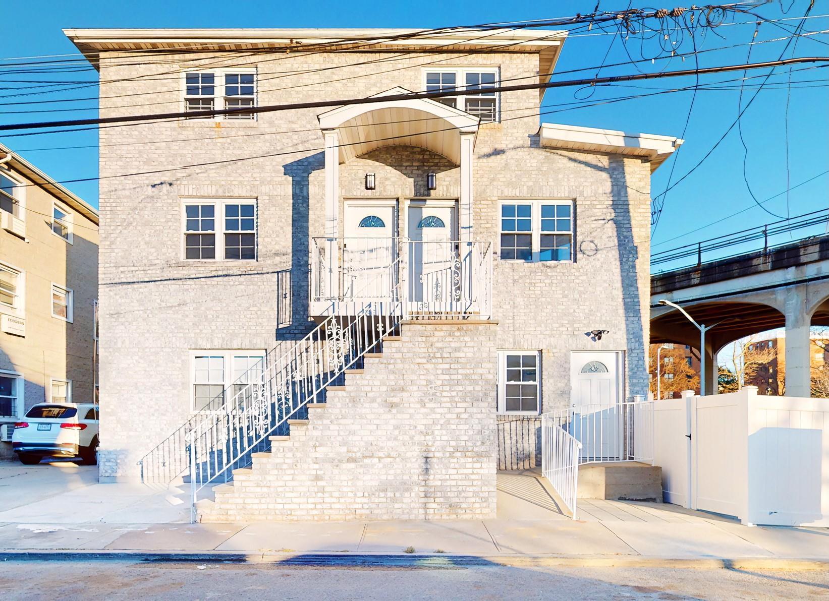Single Family Beach 86th  Queens, NY 11693, MLS-883404-20