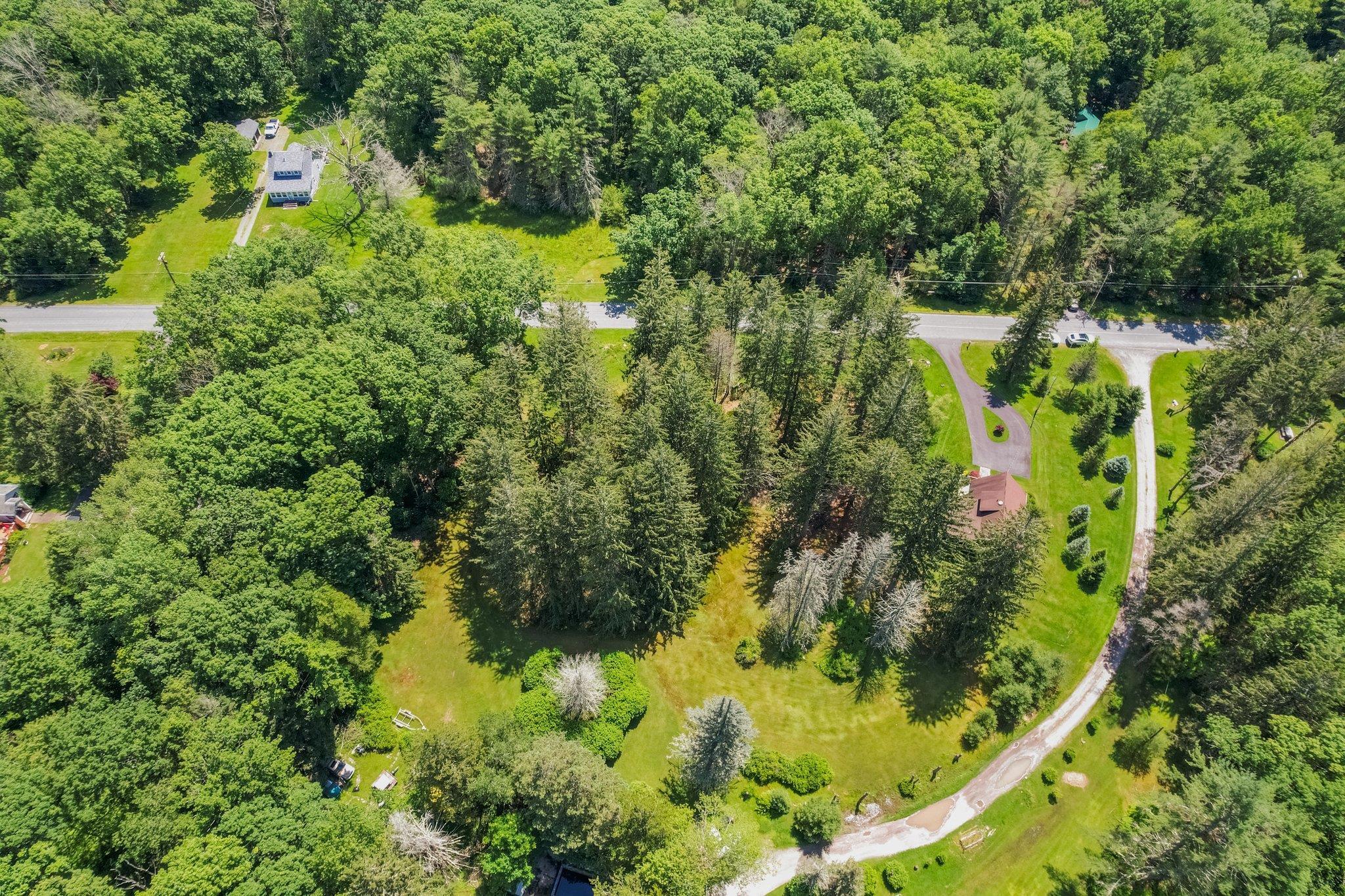 Single Family Hartung  Sullivan County, NY 12743, MLS-883408-29