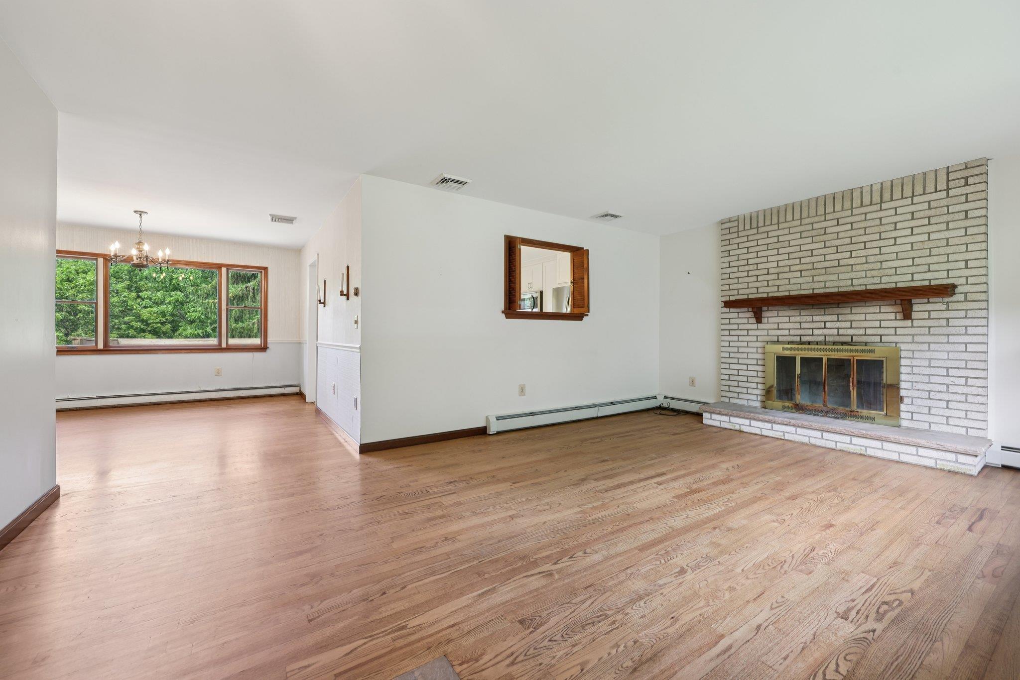 Single Family Ridgefield  Orange County, NY 12550, MLS-883424-14