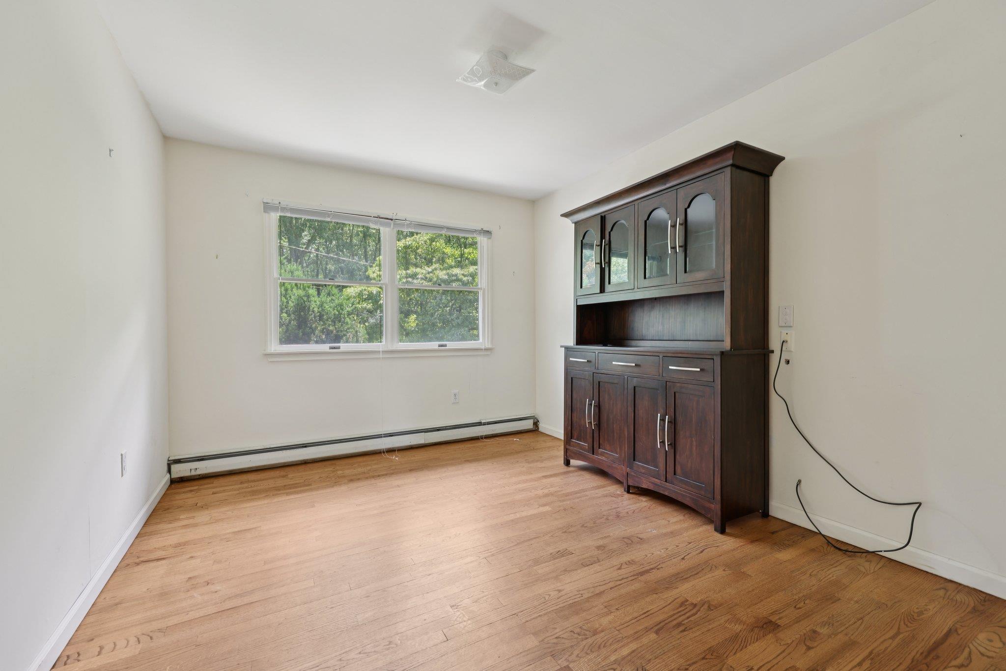 Single Family Ridgefield  Orange County, NY 12550, MLS-883424-17