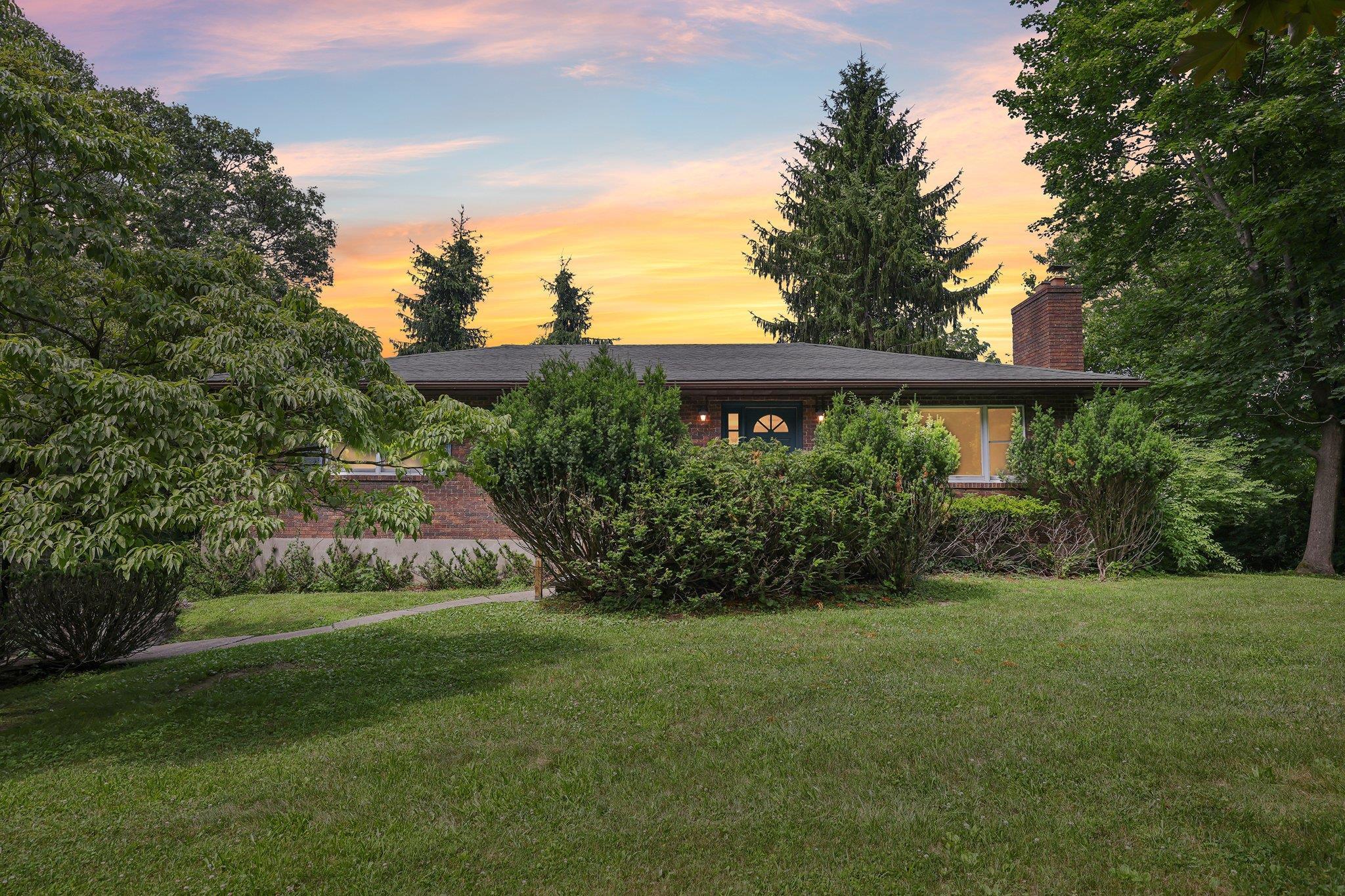 Single Family Ridgefield  Orange County, NY 12550, MLS-883424-2