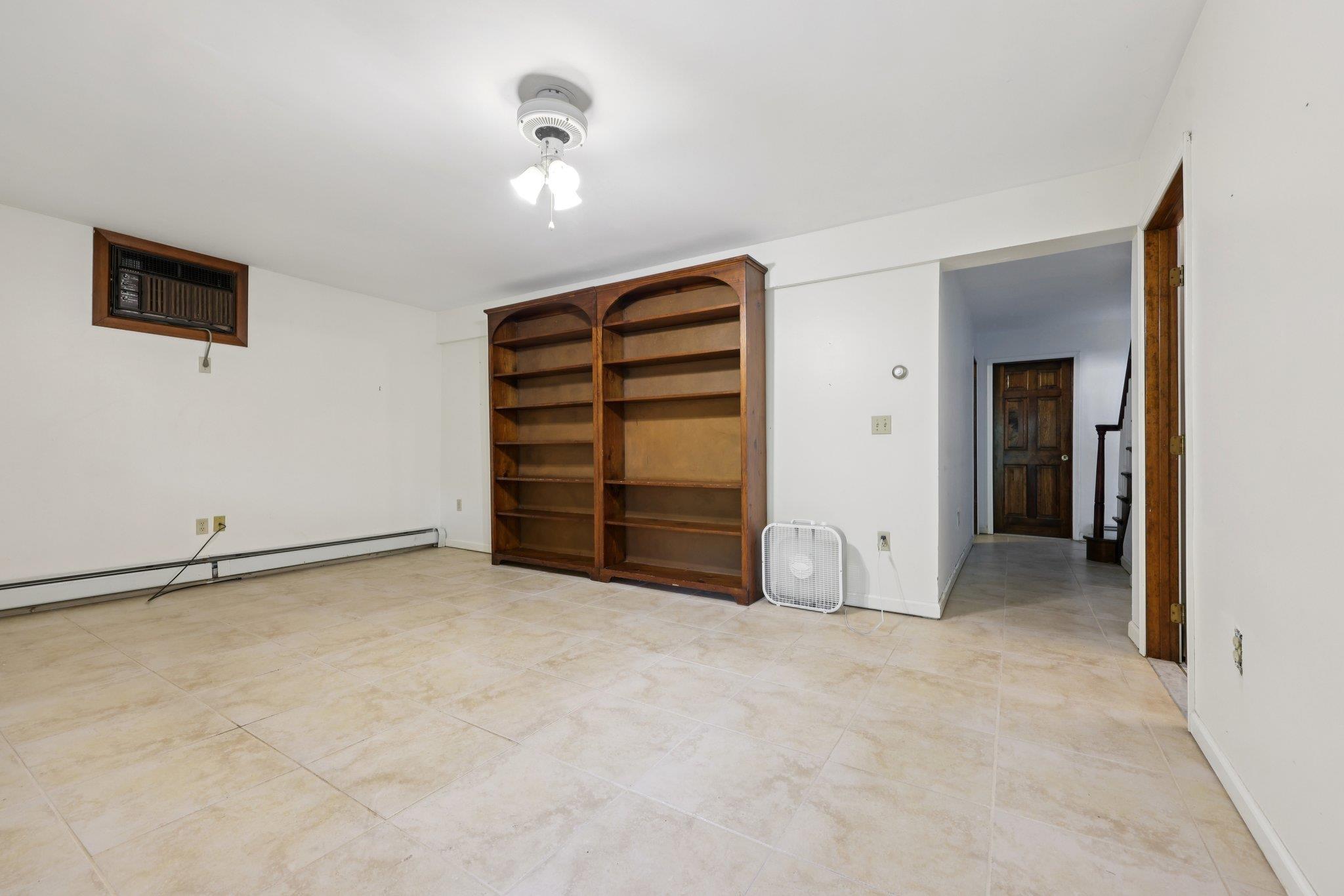 Single Family Ridgefield  Orange County, NY 12550, MLS-883424-30