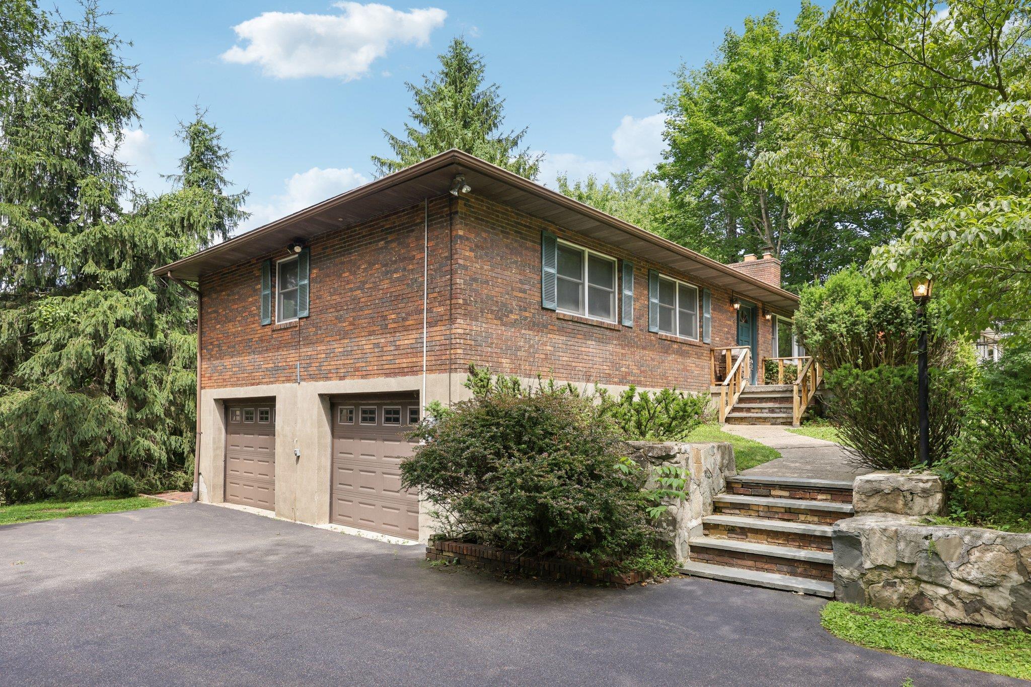 Single Family Ridgefield  Orange County, NY 12550, MLS-883424-6