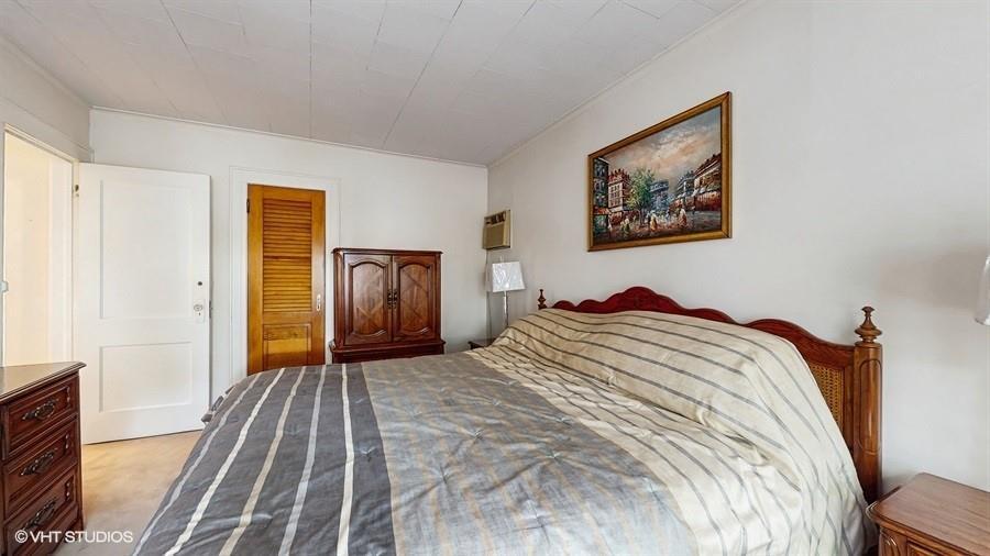 Single Family 76th  Queens, NY 11385, MLS-883460-21