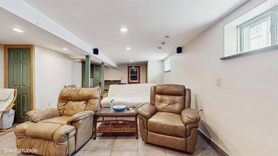 Single Family 76th  Queens, NY 11385, MLS-883460-25