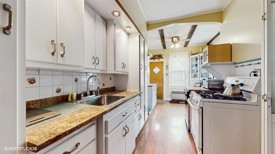 Single Family 76th  Queens, NY 11385, MLS-883460-6