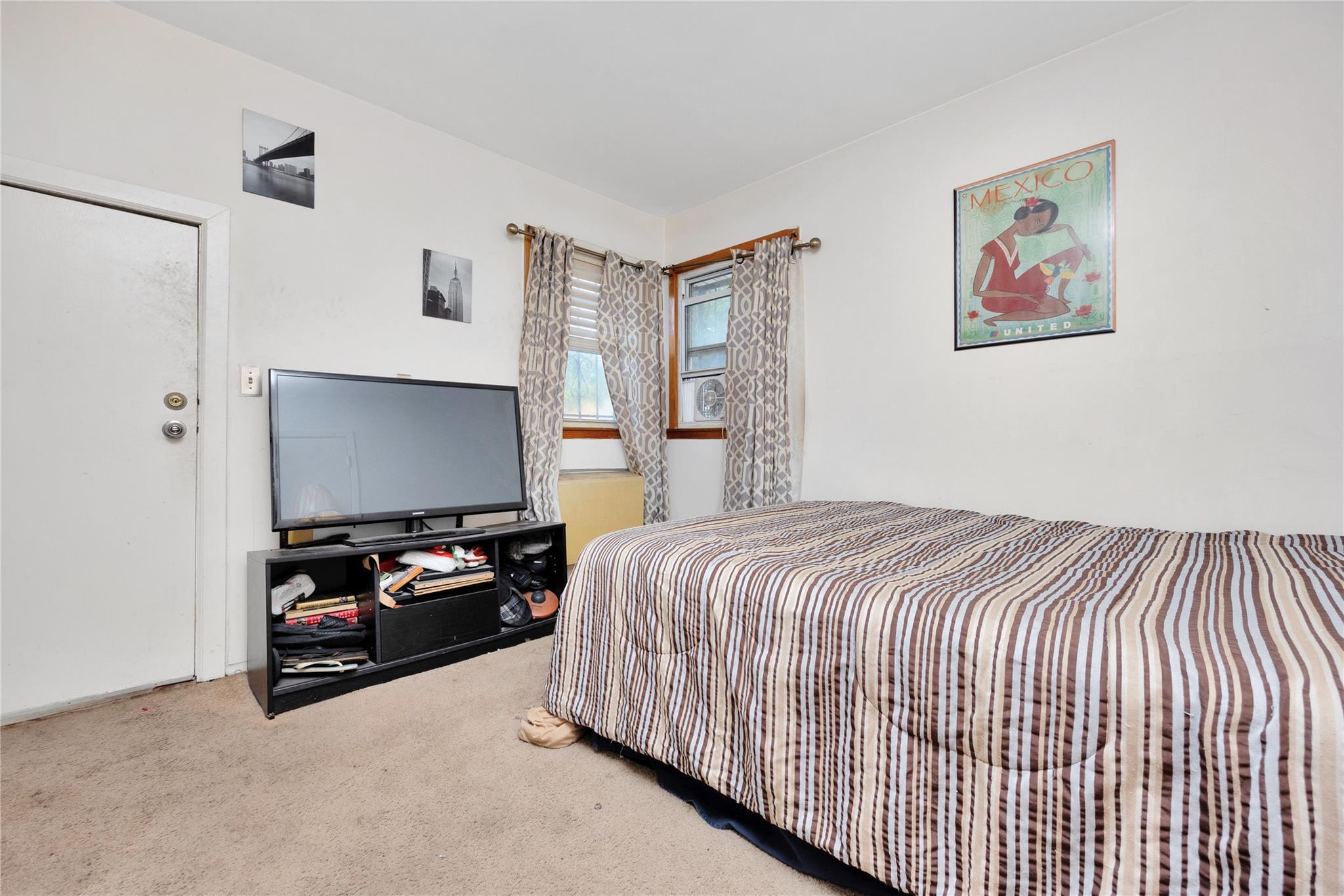 Single Family Conduit  Queens, NY 11436, MLS-883464-10