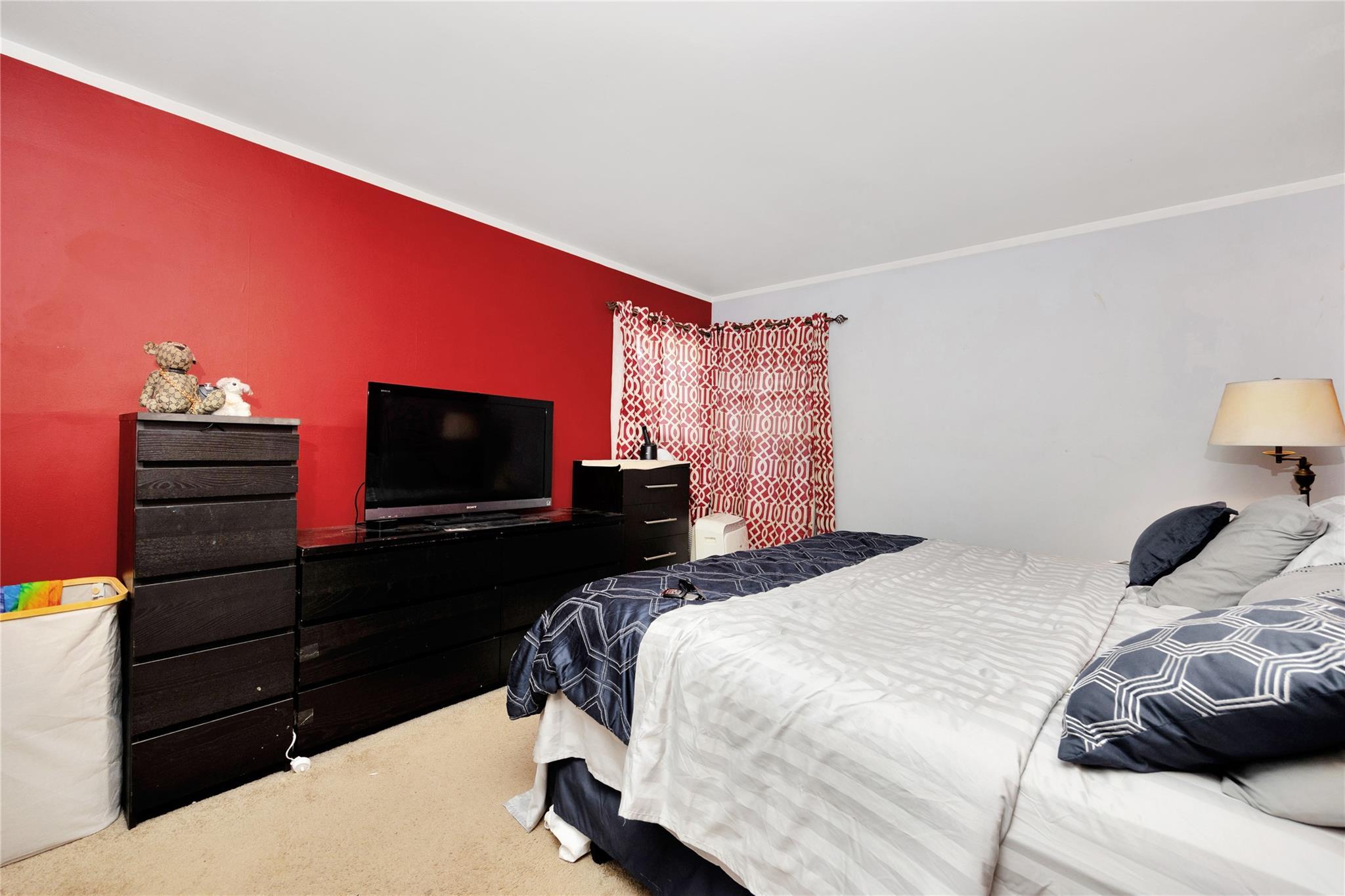 Single Family Conduit  Queens, NY 11436, MLS-883464-11
