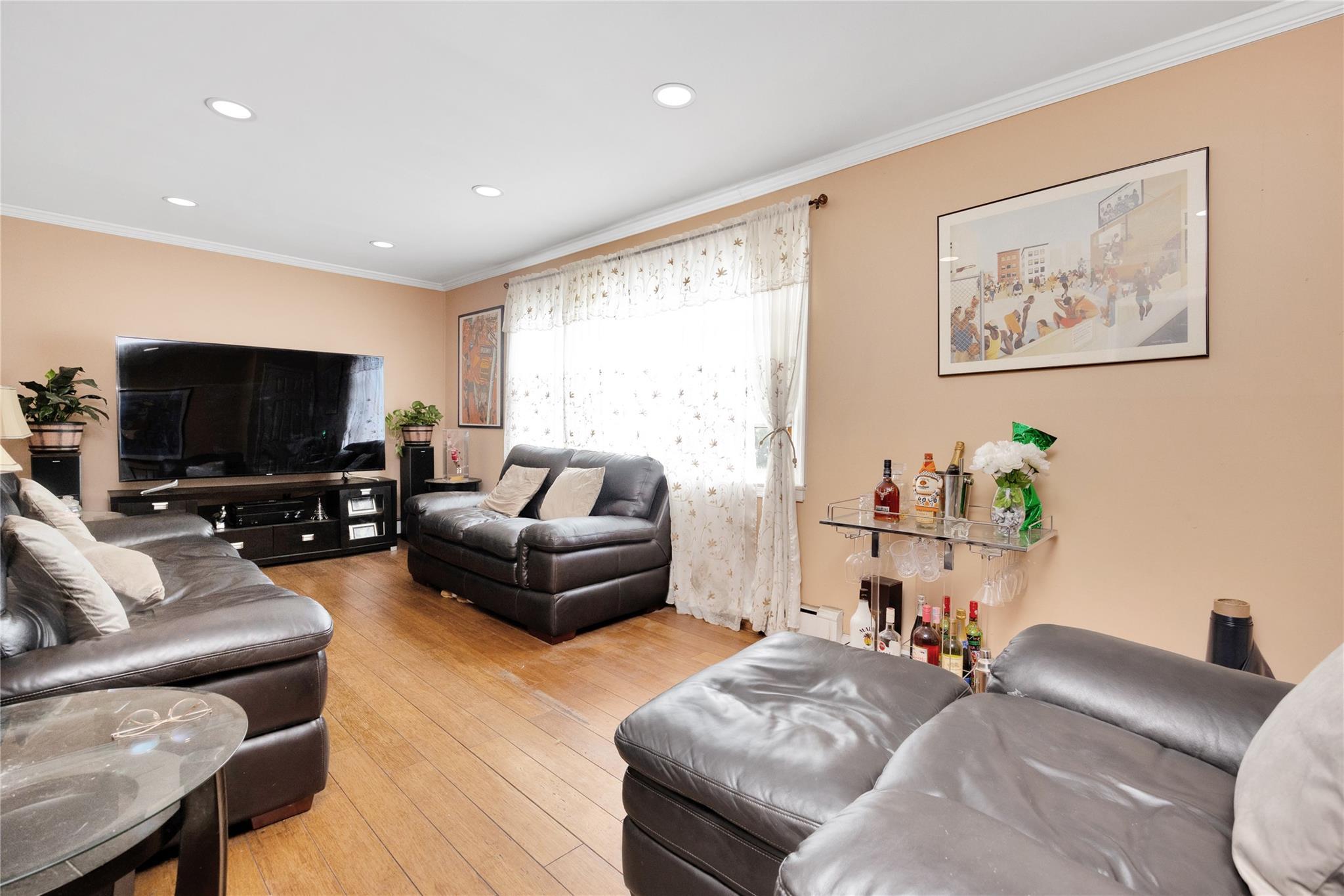 Single Family Conduit  Queens, NY 11436, MLS-883464-14