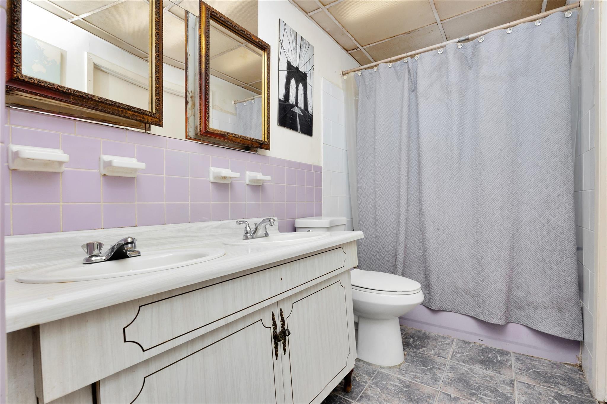 Single Family Conduit  Queens, NY 11436, MLS-883464-19