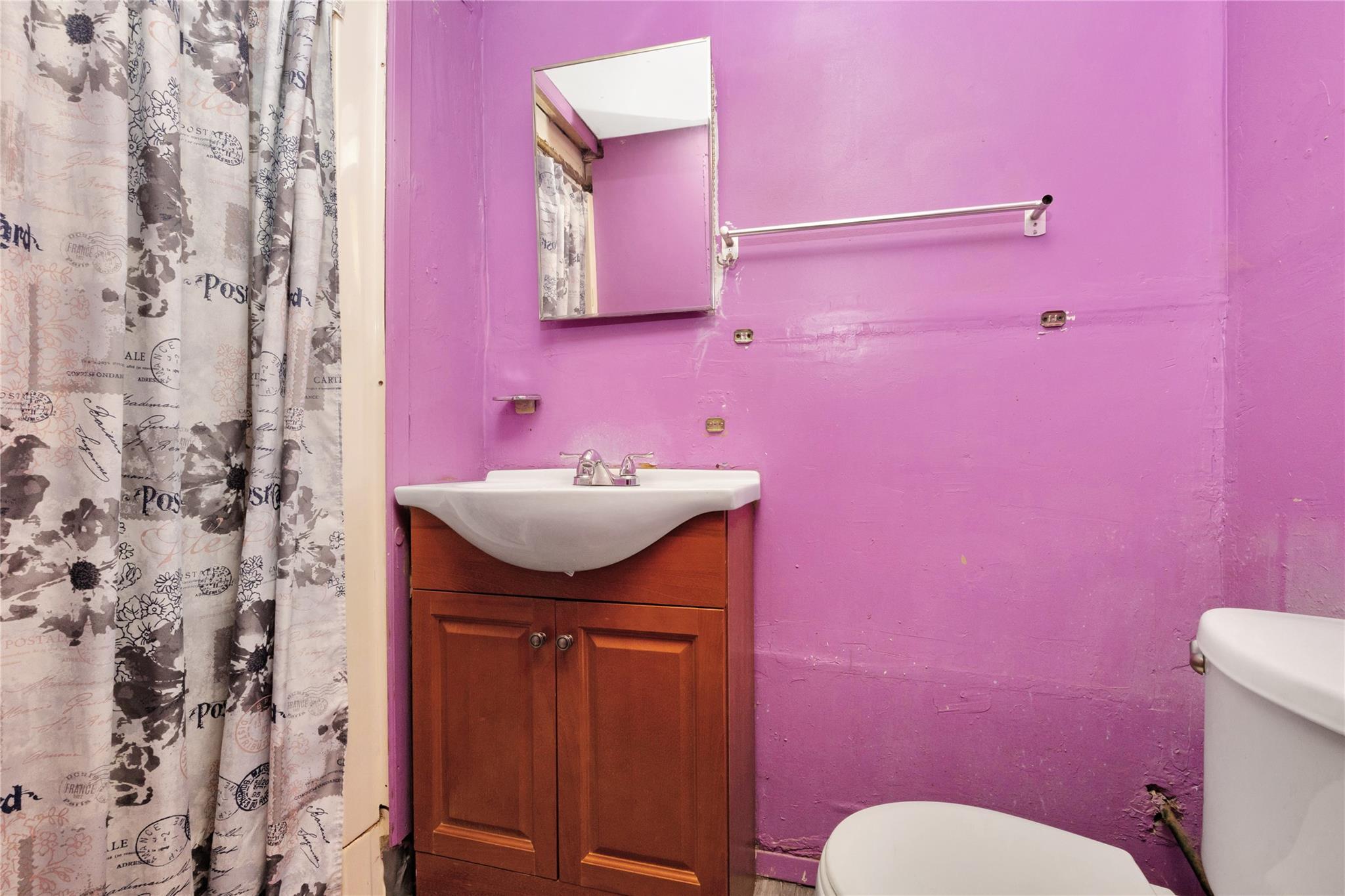 Single Family Conduit  Queens, NY 11436, MLS-883464-20