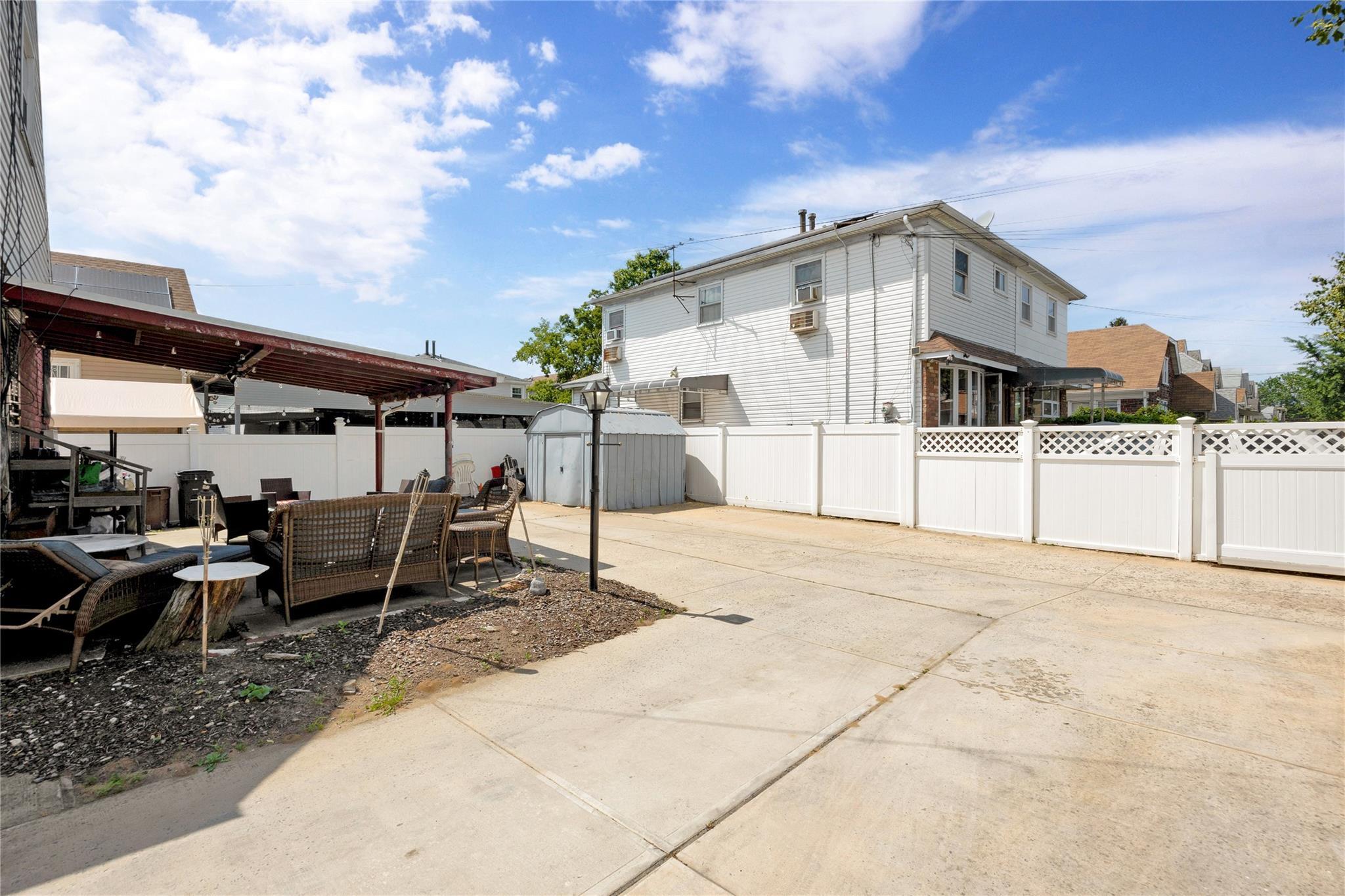 Single Family Conduit  Queens, NY 11436, MLS-883464-26