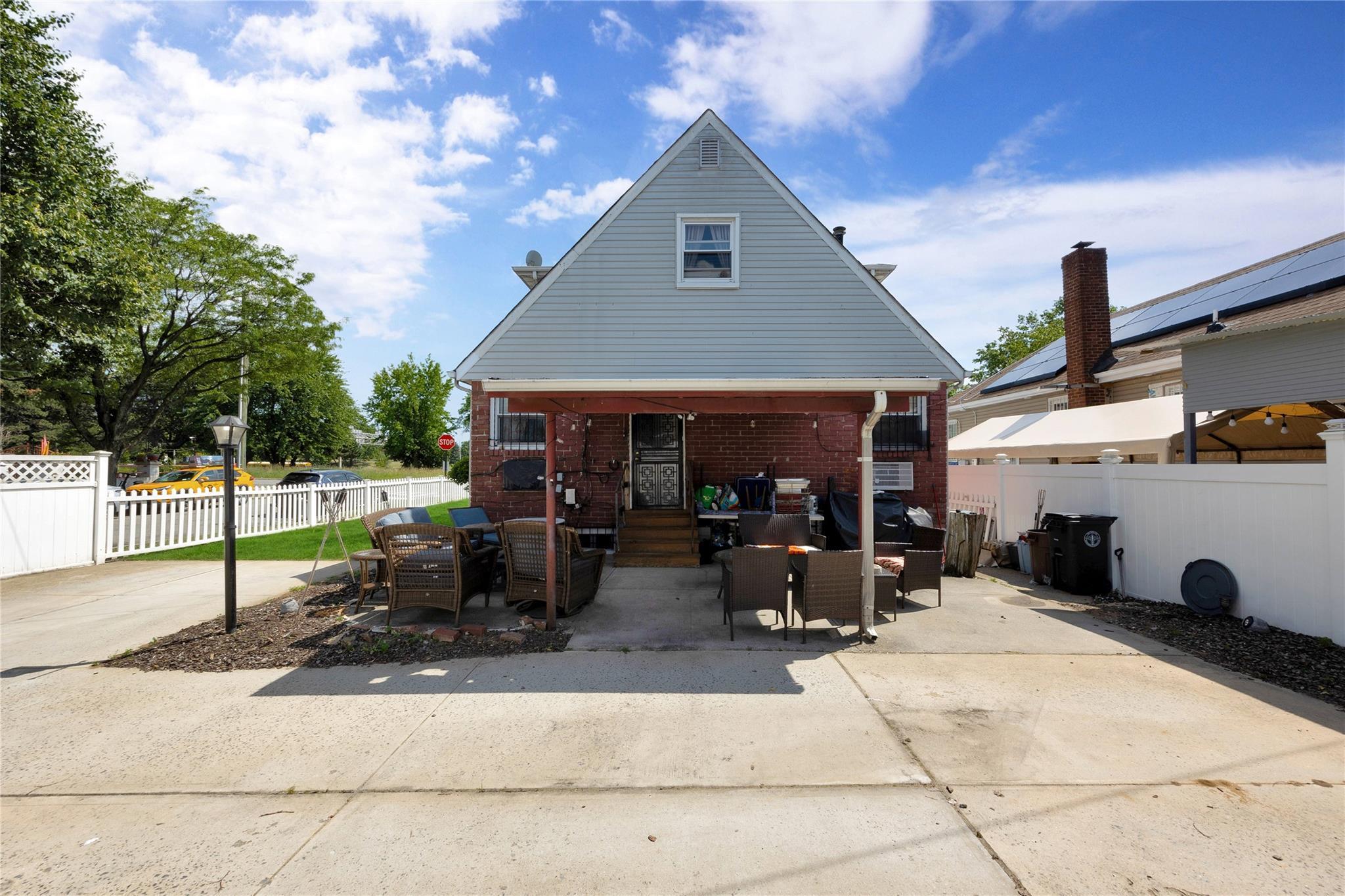 Single Family Conduit  Queens, NY 11436, MLS-883464-28