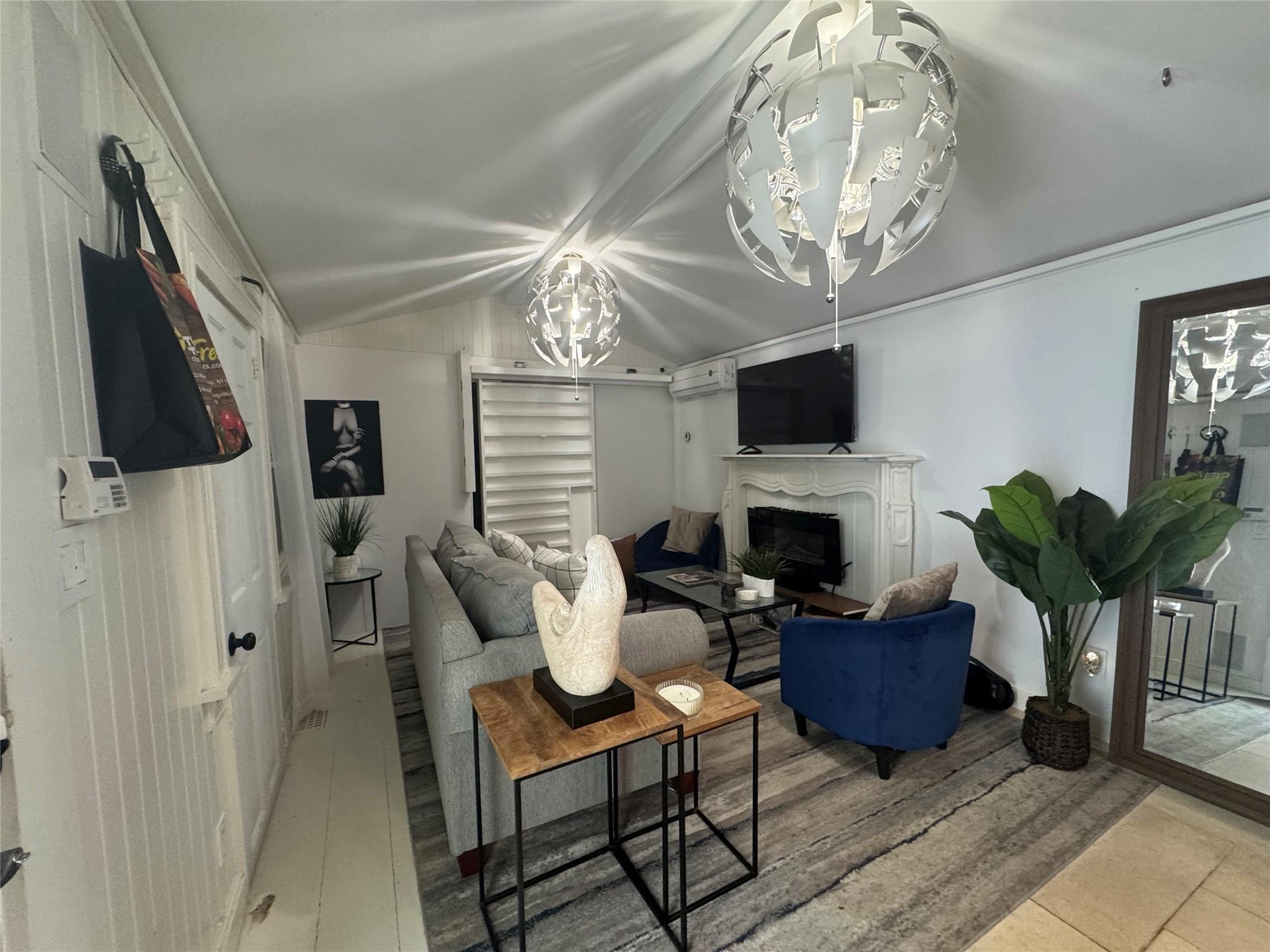 Single Family Montauk  Suffolk County, NY 11978, MLS-883469-7