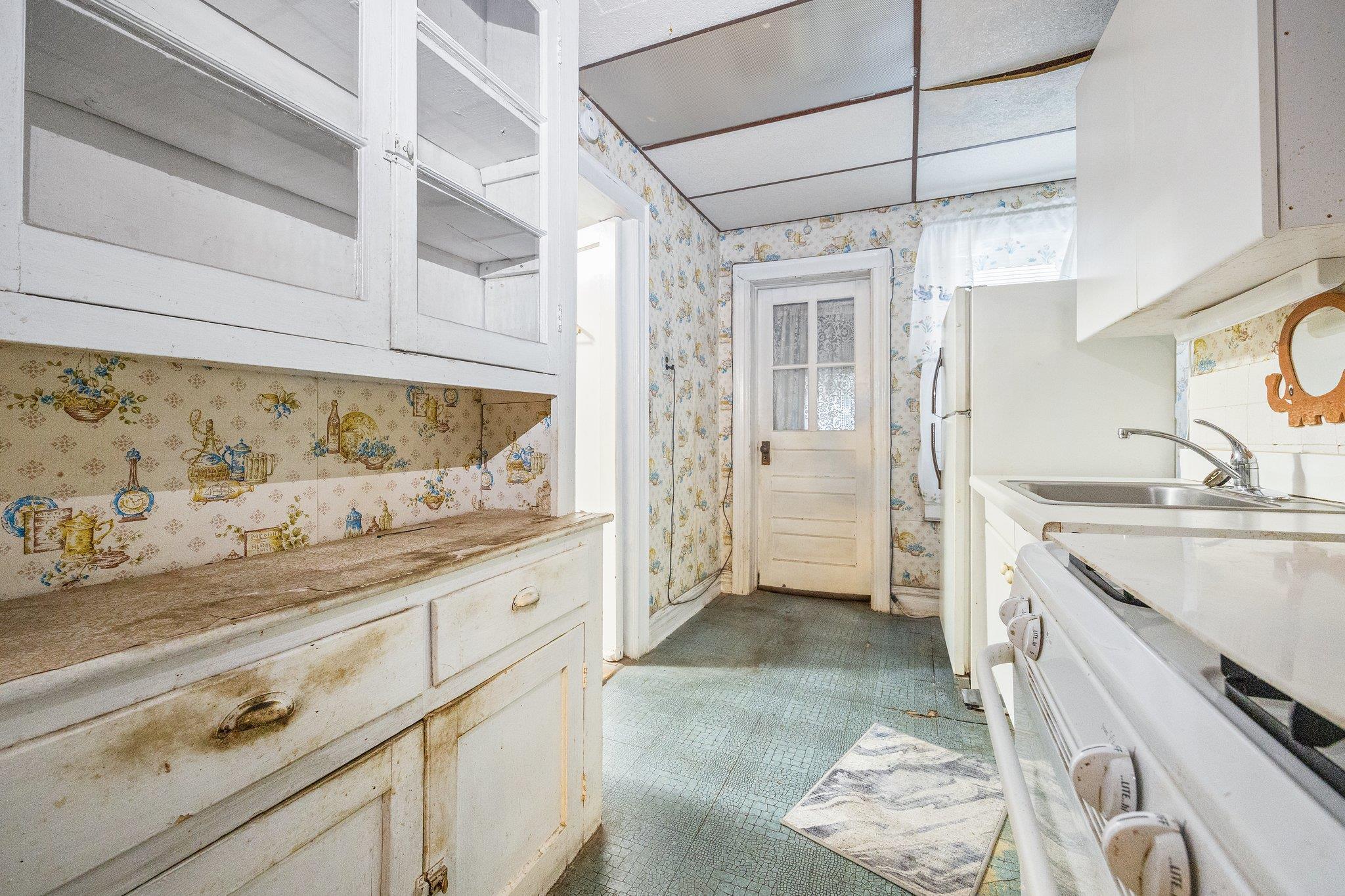Single Family 38th  Queens, NY 11105, MLS-883489-20