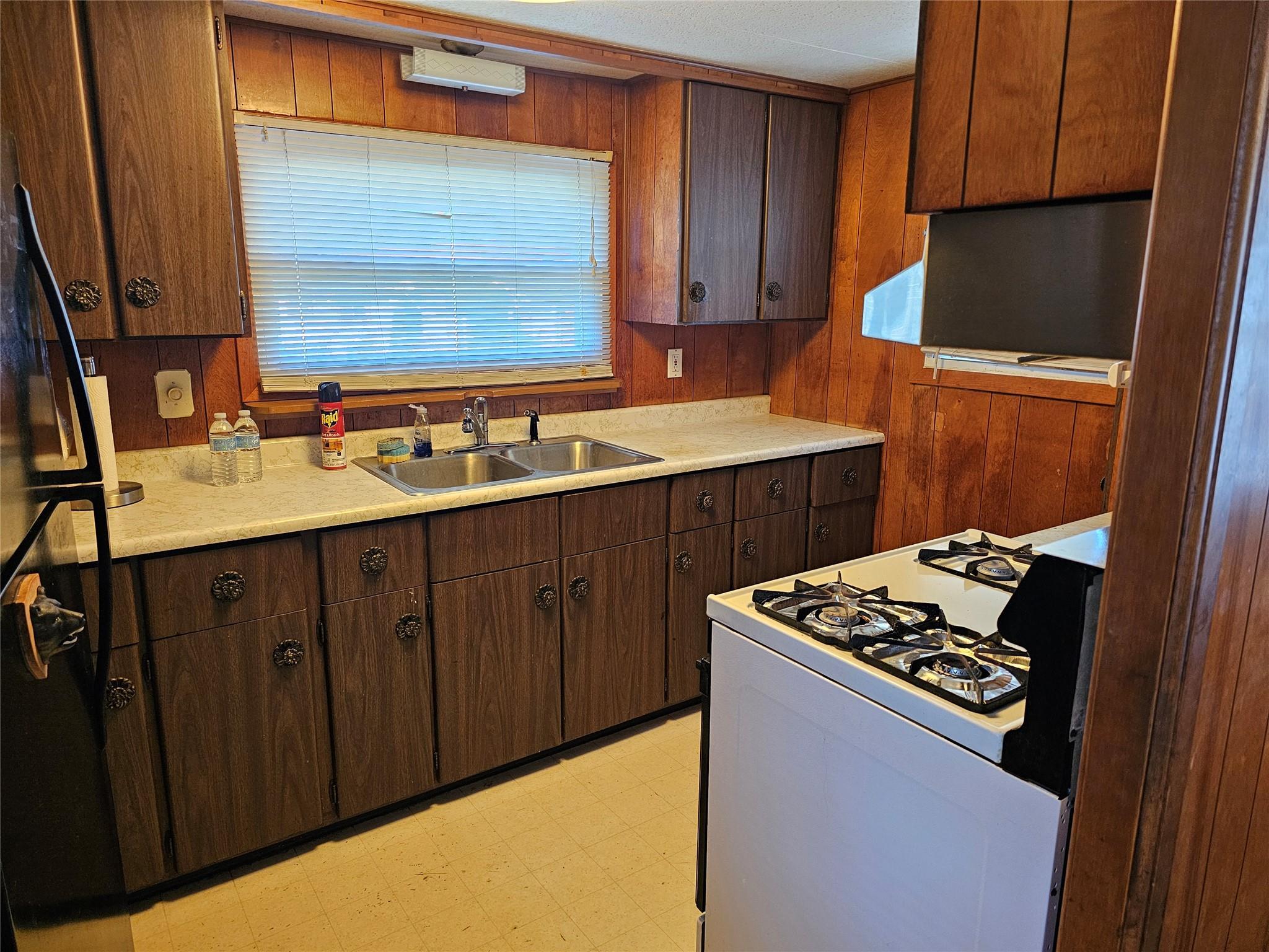 Single Family River Rd  Suffolk County, NY 11933, MLS-883507-4