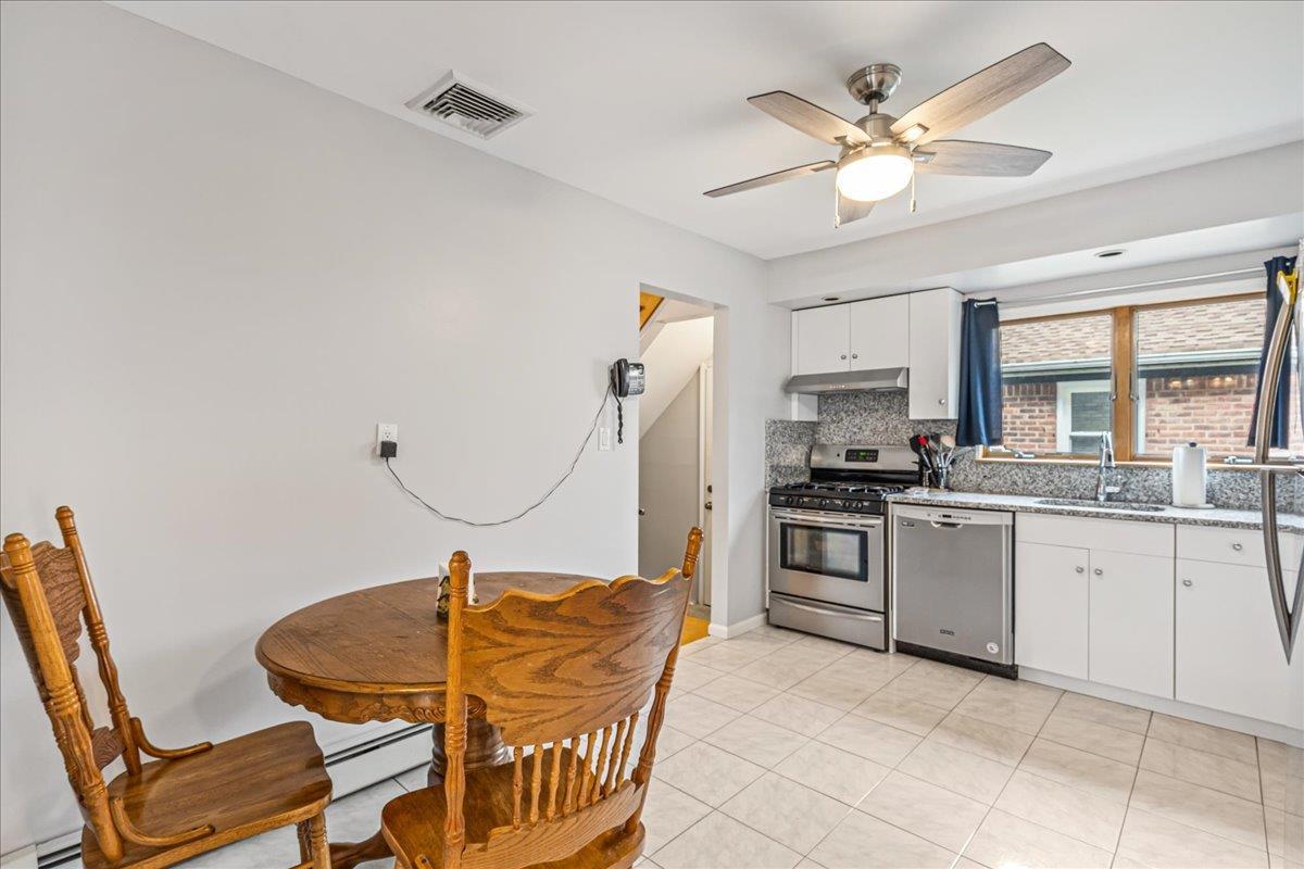 Single Family 22nd  Queens, NY 11357, MLS-883510-10