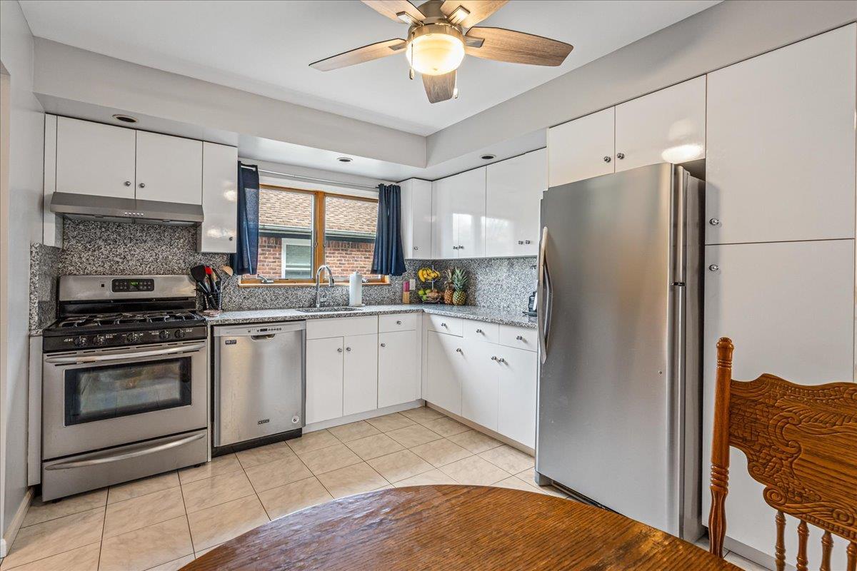 Single Family 22nd  Queens, NY 11357, MLS-883510-12