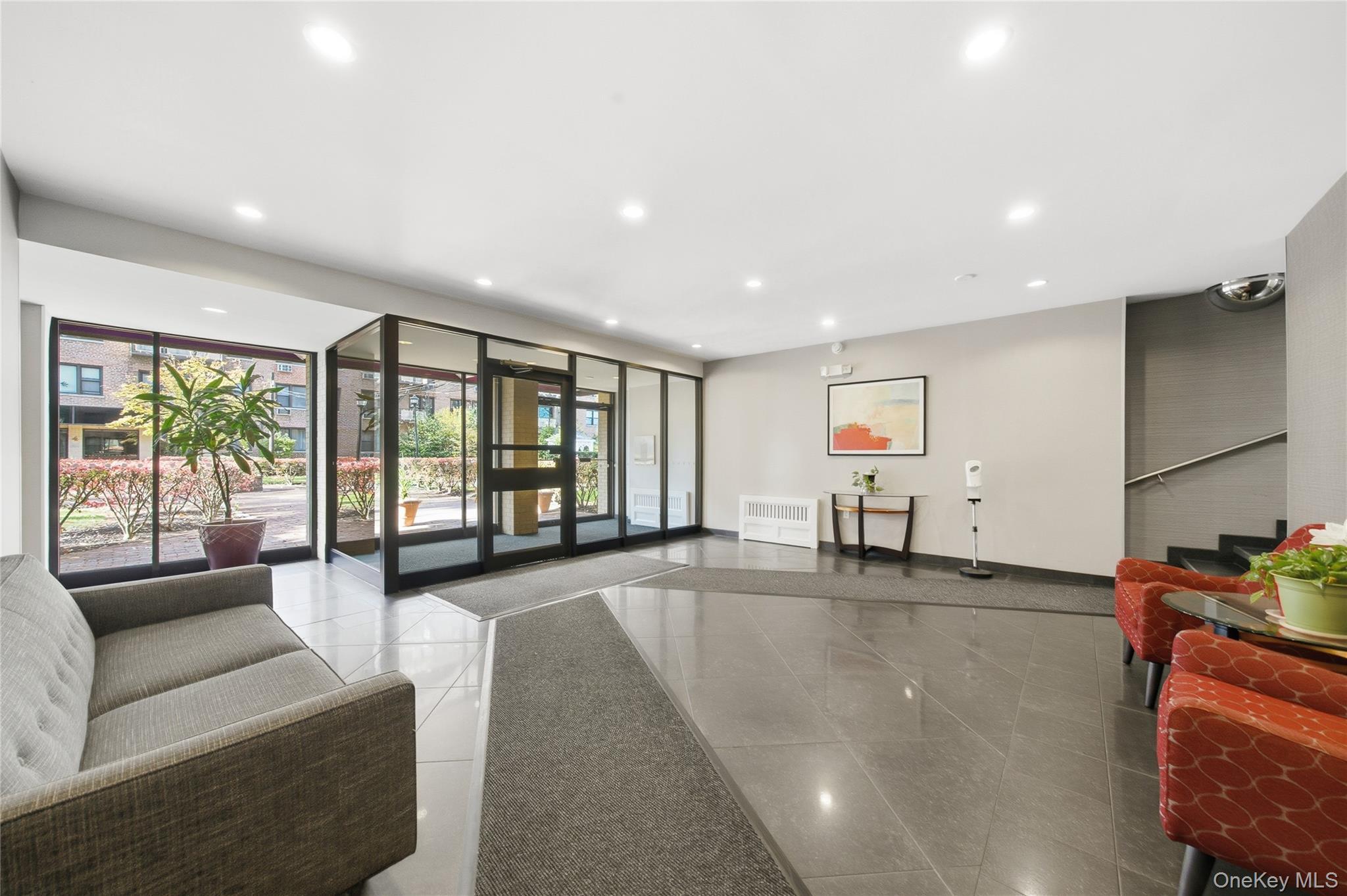 Coop Birchwood Court  Nassau County, NY 11501, MLS-883530-3