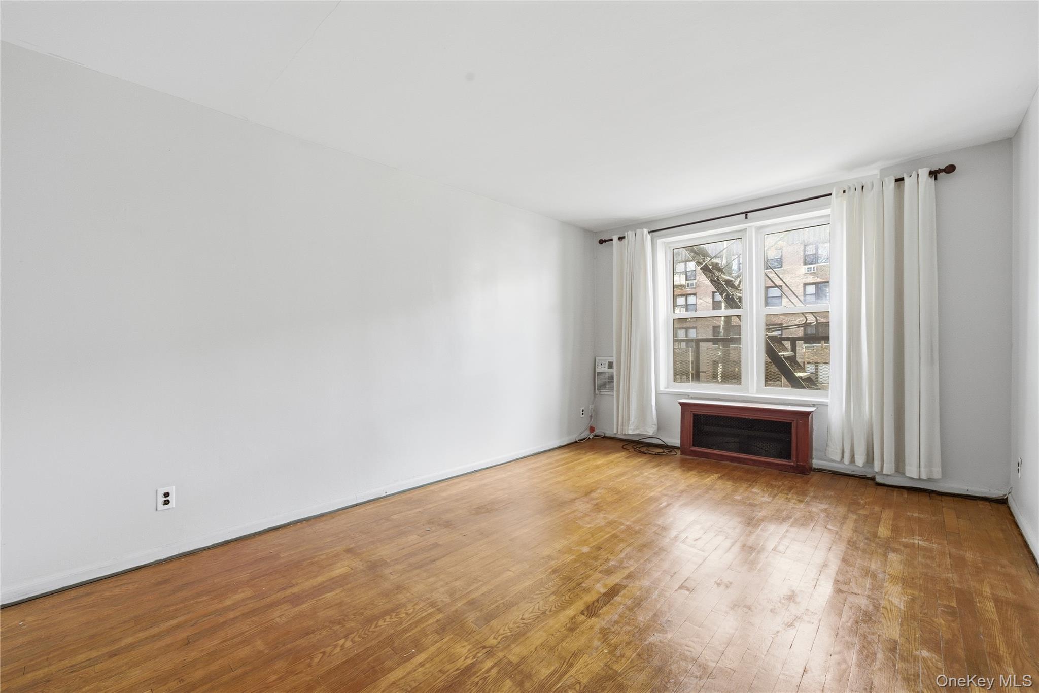 Coop Birchwood Court  Nassau County, NY 11501, MLS-883530-9