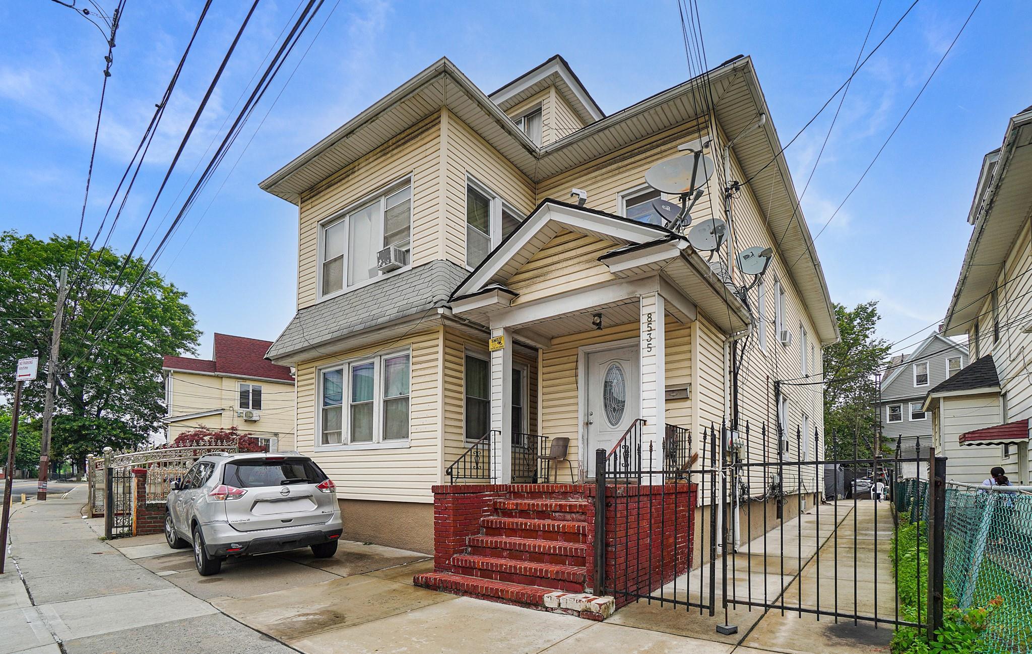 Single Family Parsons Blvd.  Queens, NY 11435, MLS-883540-12