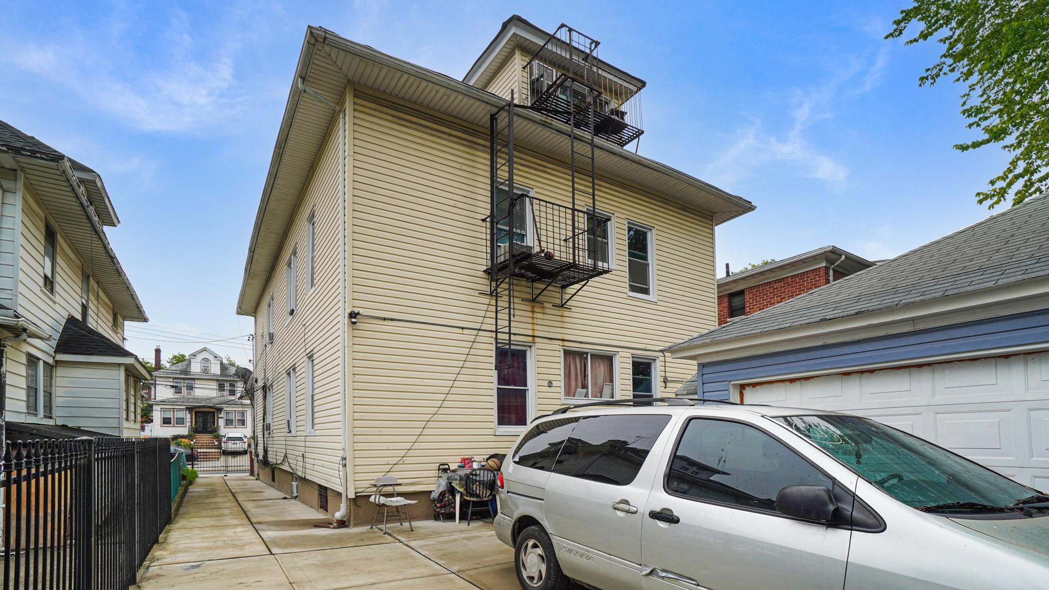 Single Family Parsons Blvd.  Queens, NY 11435, MLS-883540-14