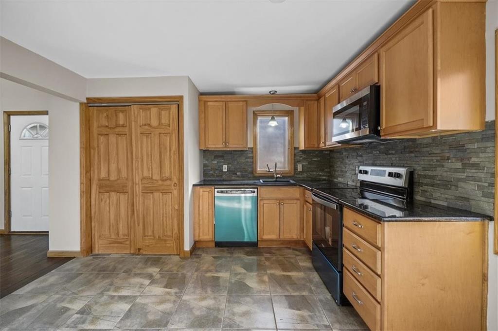 Single Family Paradise  Orange County, NY 12518, MLS-883558-11