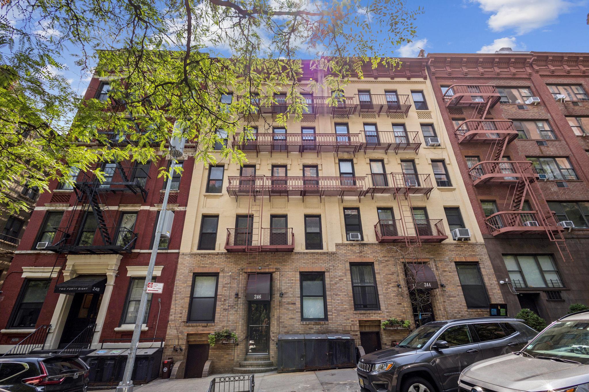 Coop 90th  Manhattan, NY 10128, MLS-883562-2
