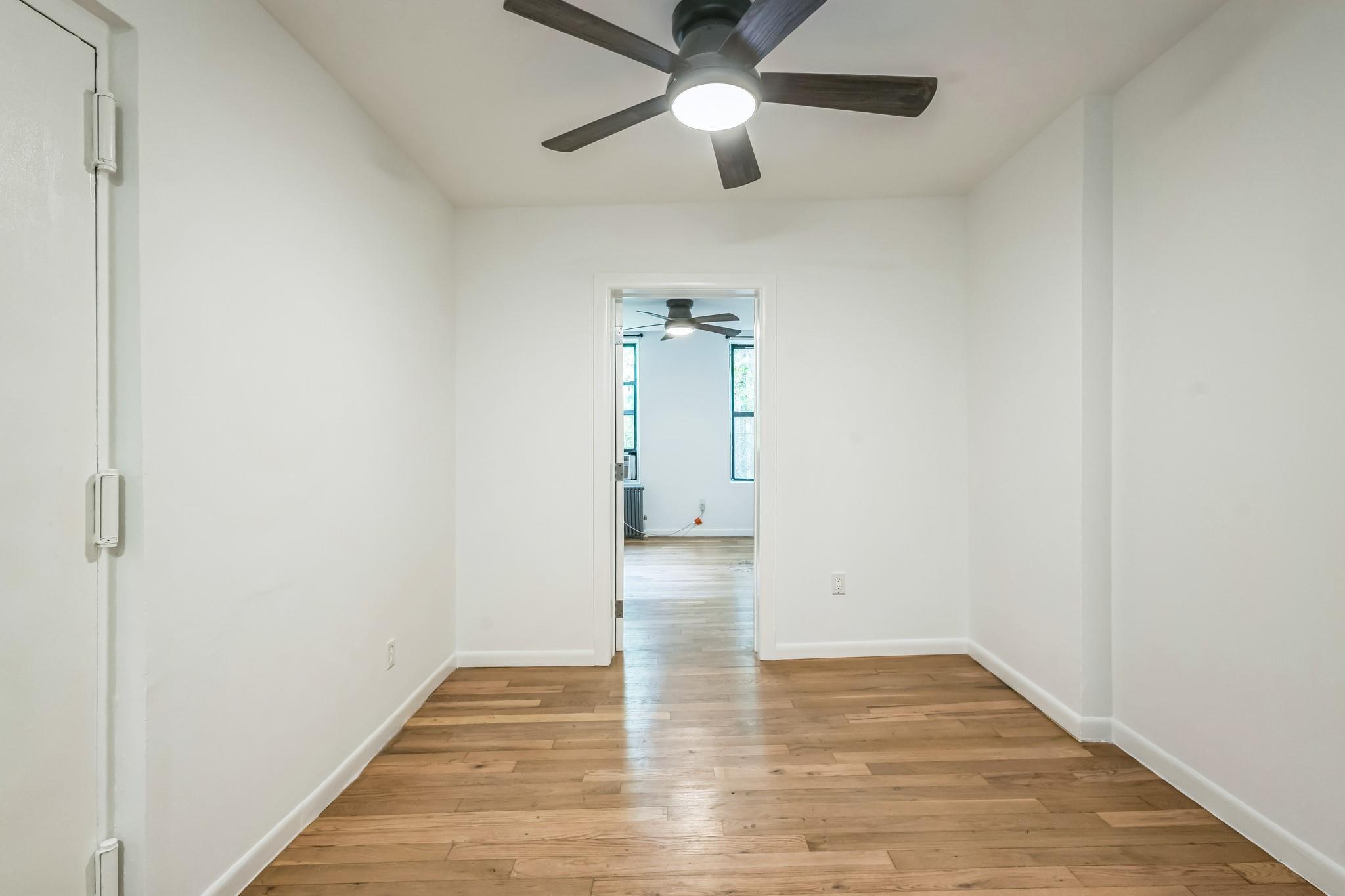Coop 90th  Manhattan, NY 10128, MLS-883562-23