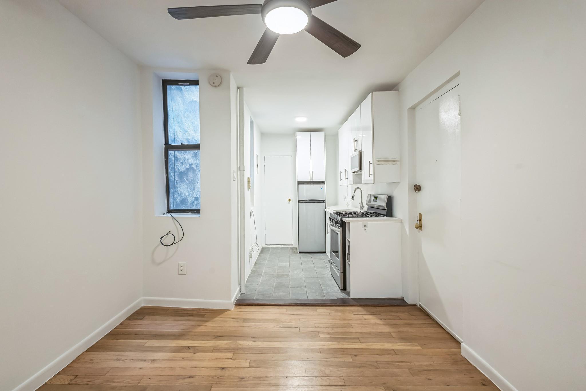 Coop 90th  Manhattan, NY 10128, MLS-883562-24