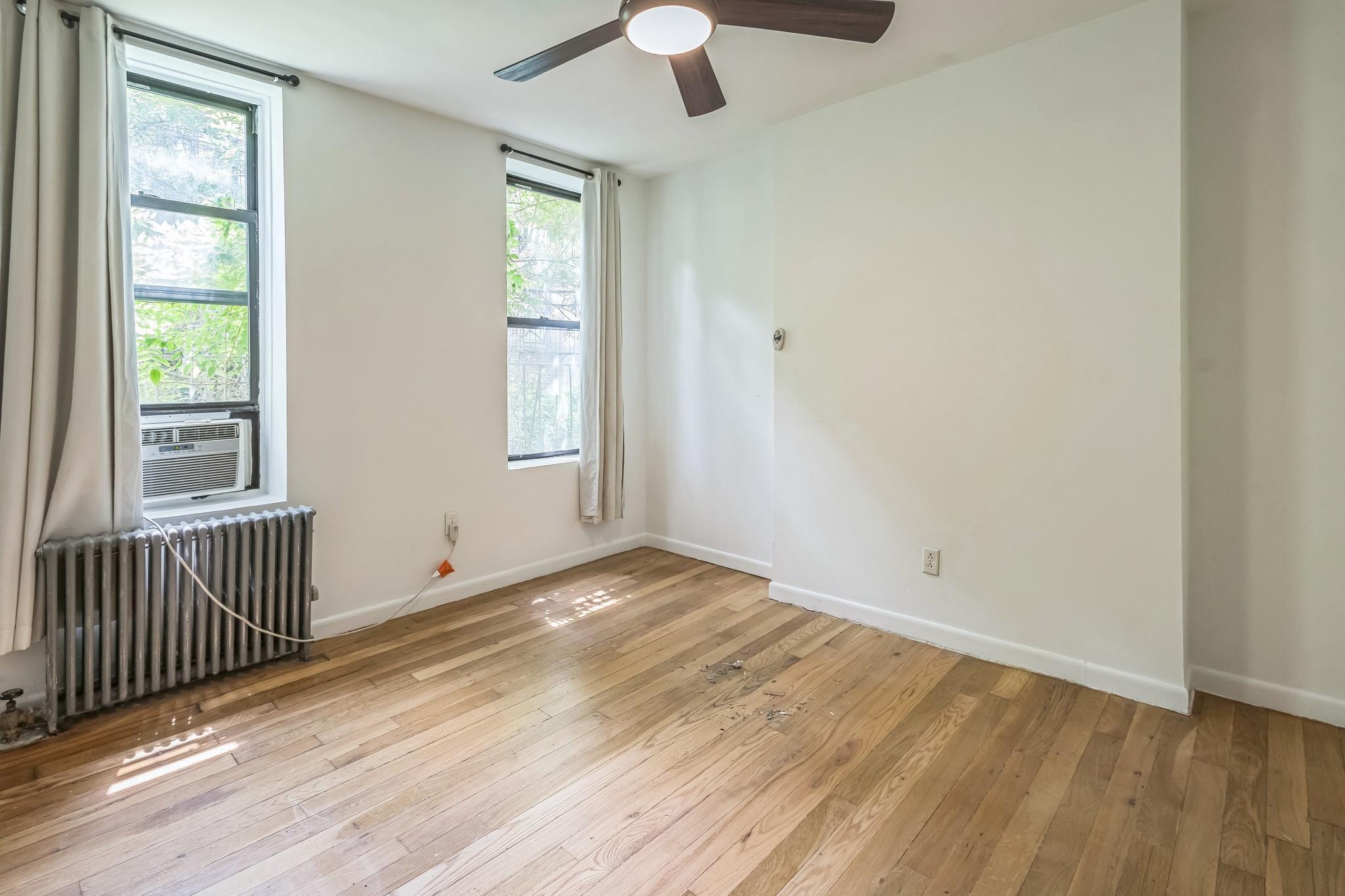 Coop 90th  Manhattan, NY 10128, MLS-883562-28