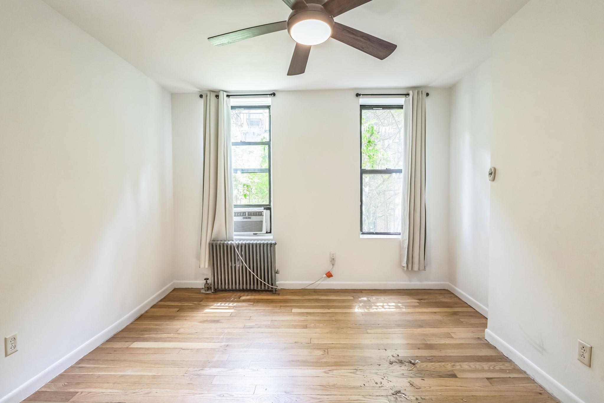 Coop 90th  Manhattan, NY 10128, MLS-883562-30