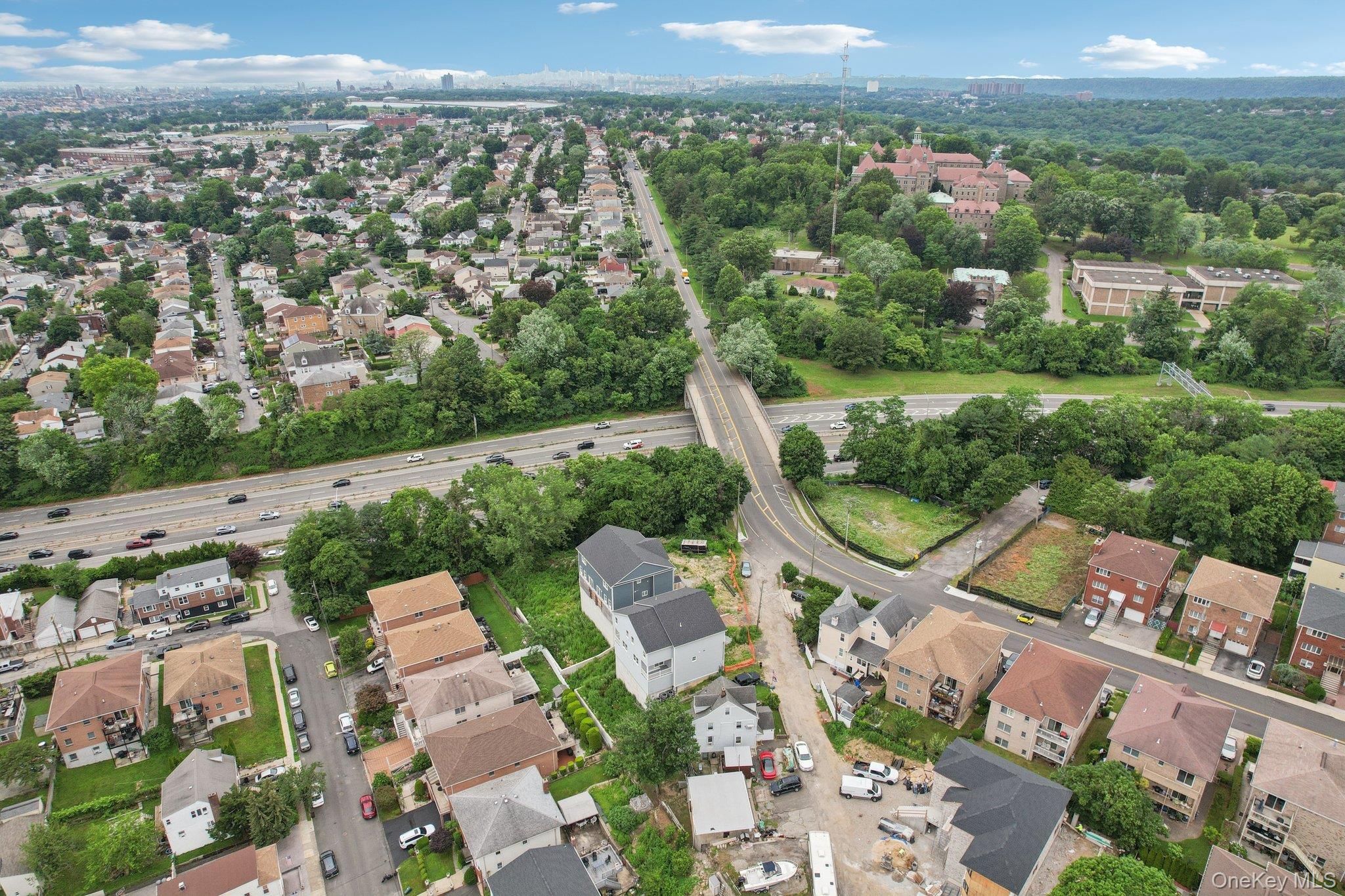 Single Family University  Westchester County, NY 10704, MLS-883569-35