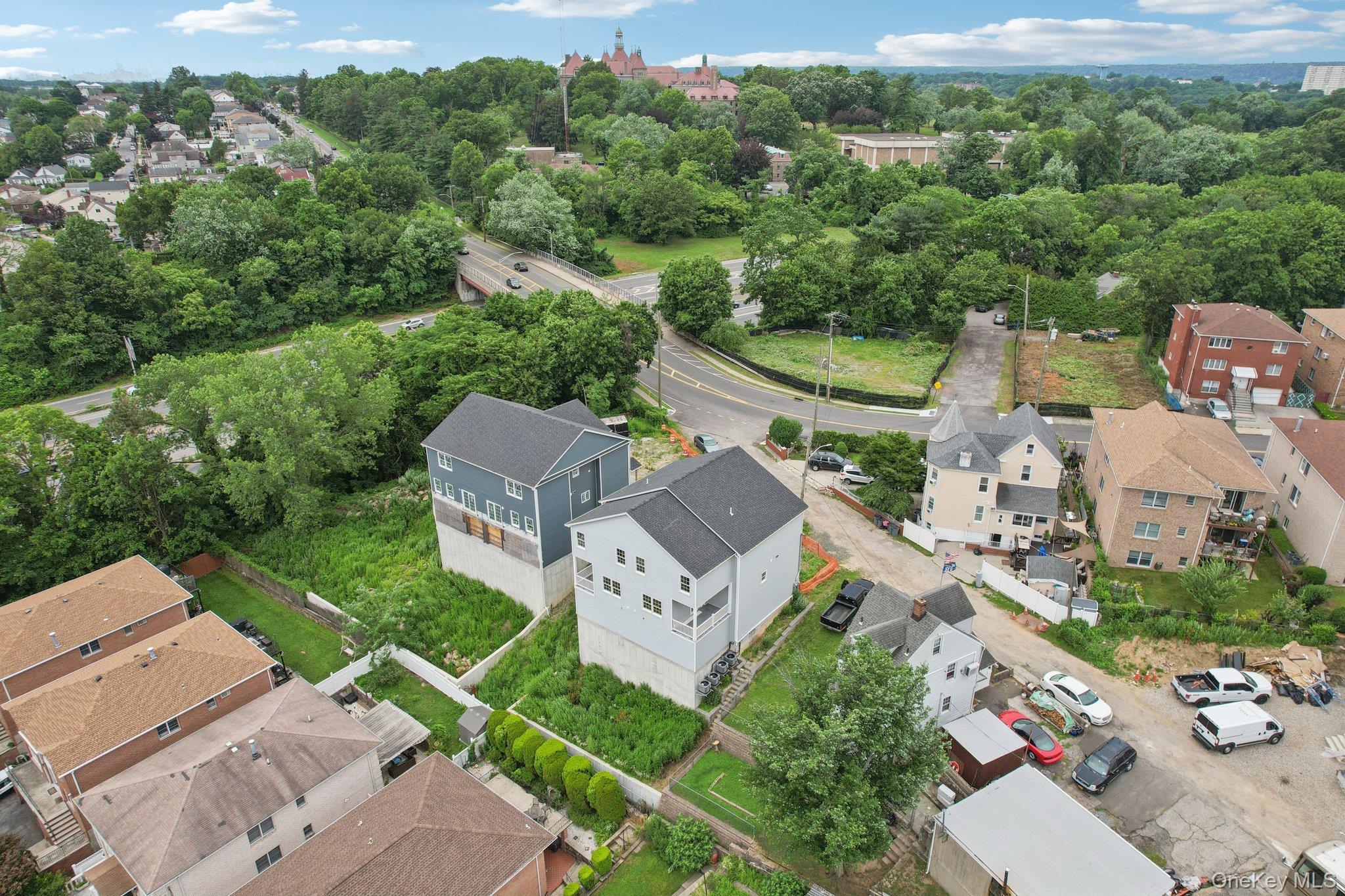 Single Family University  Westchester County, NY 10704, MLS-883569-38