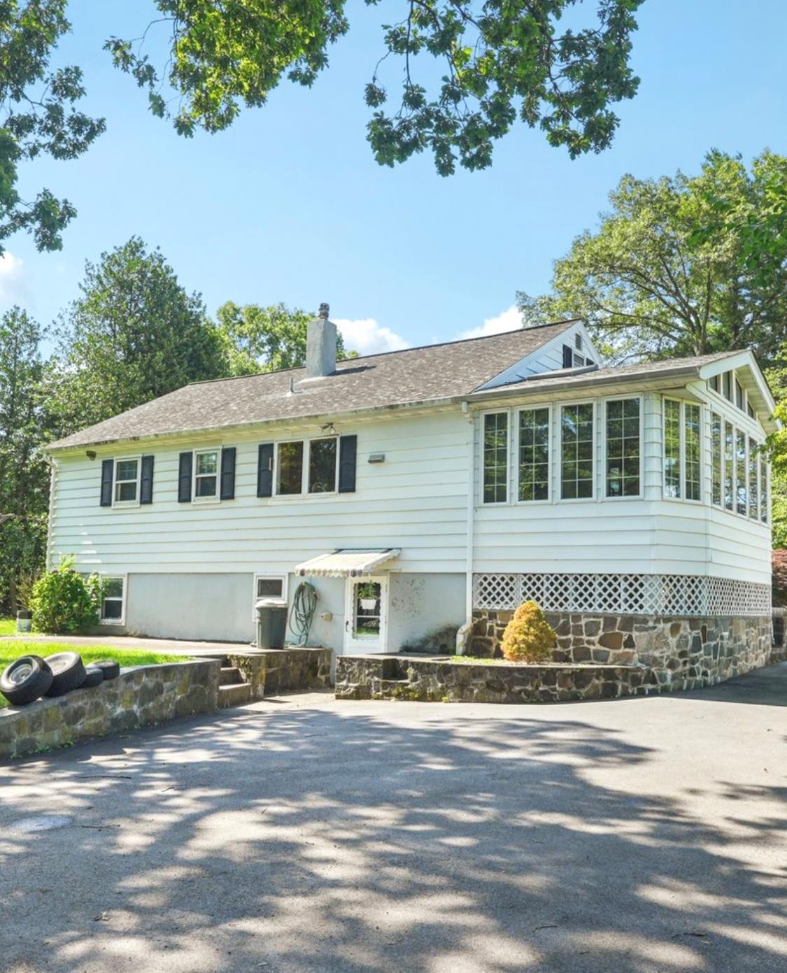 Single Family Washburns  Rockland County, NY 10980, MLS-883596-2