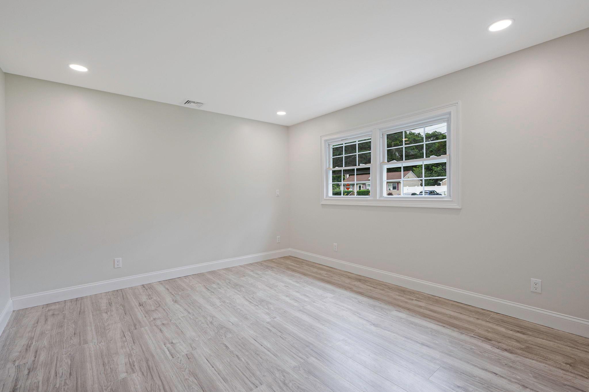 Single Family Woodville  Suffolk County, NY 11953, MLS-883607-19